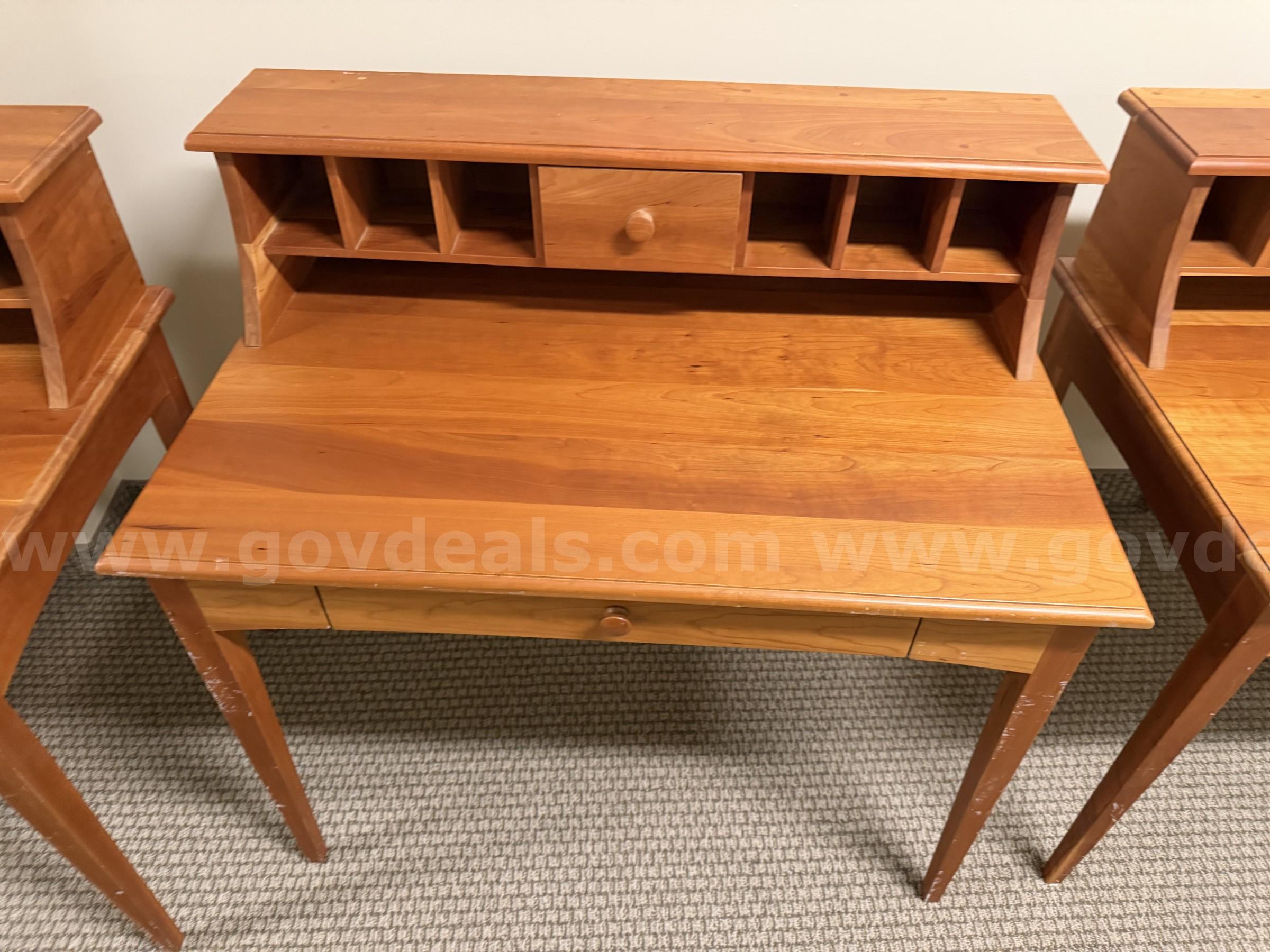 Lot of 9 writing style desks and chairs   Government Surplus Auction - Photo #4