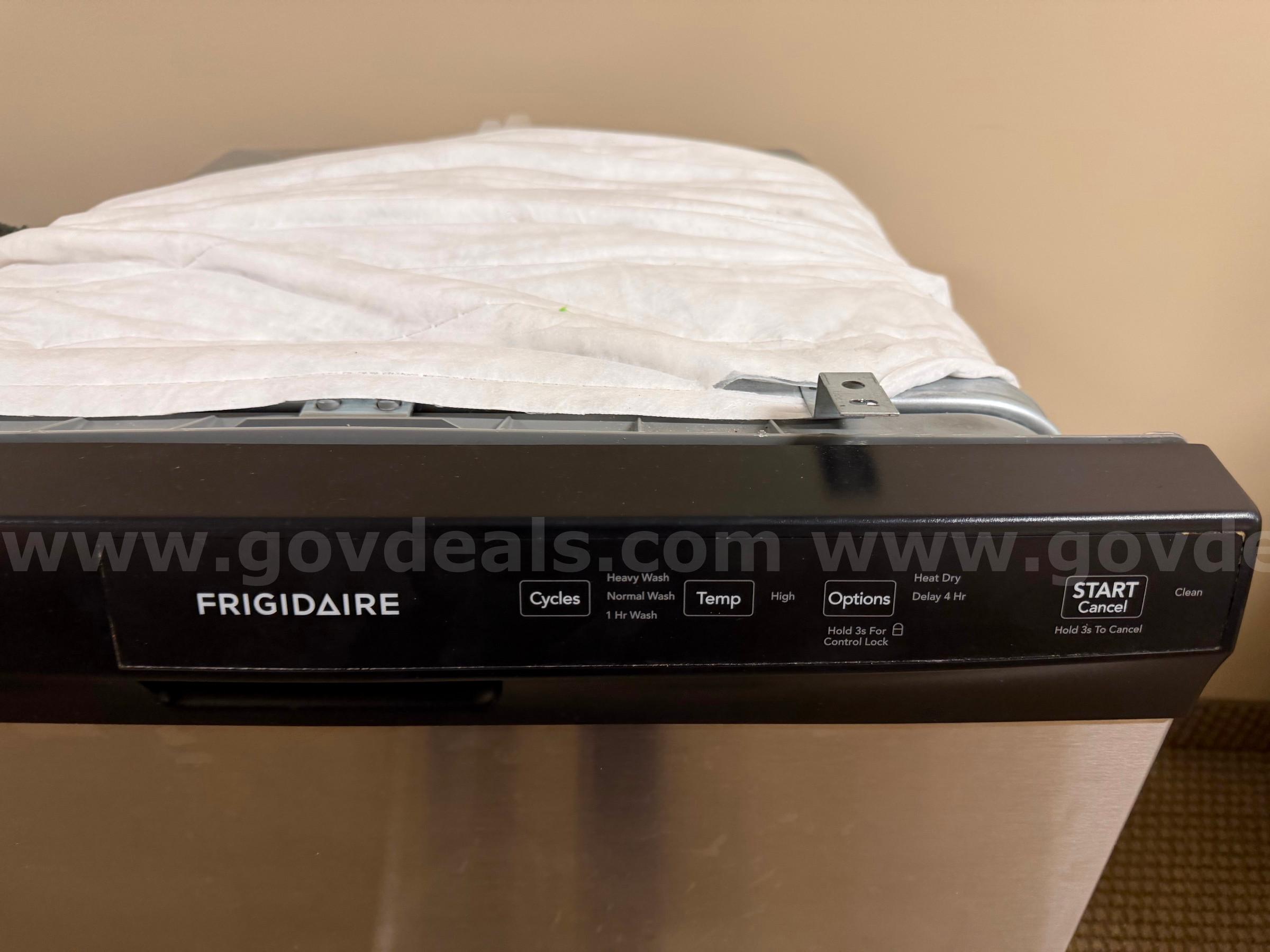 Lot of 2 dishwashers   Government Surplus Auction - Photo #2