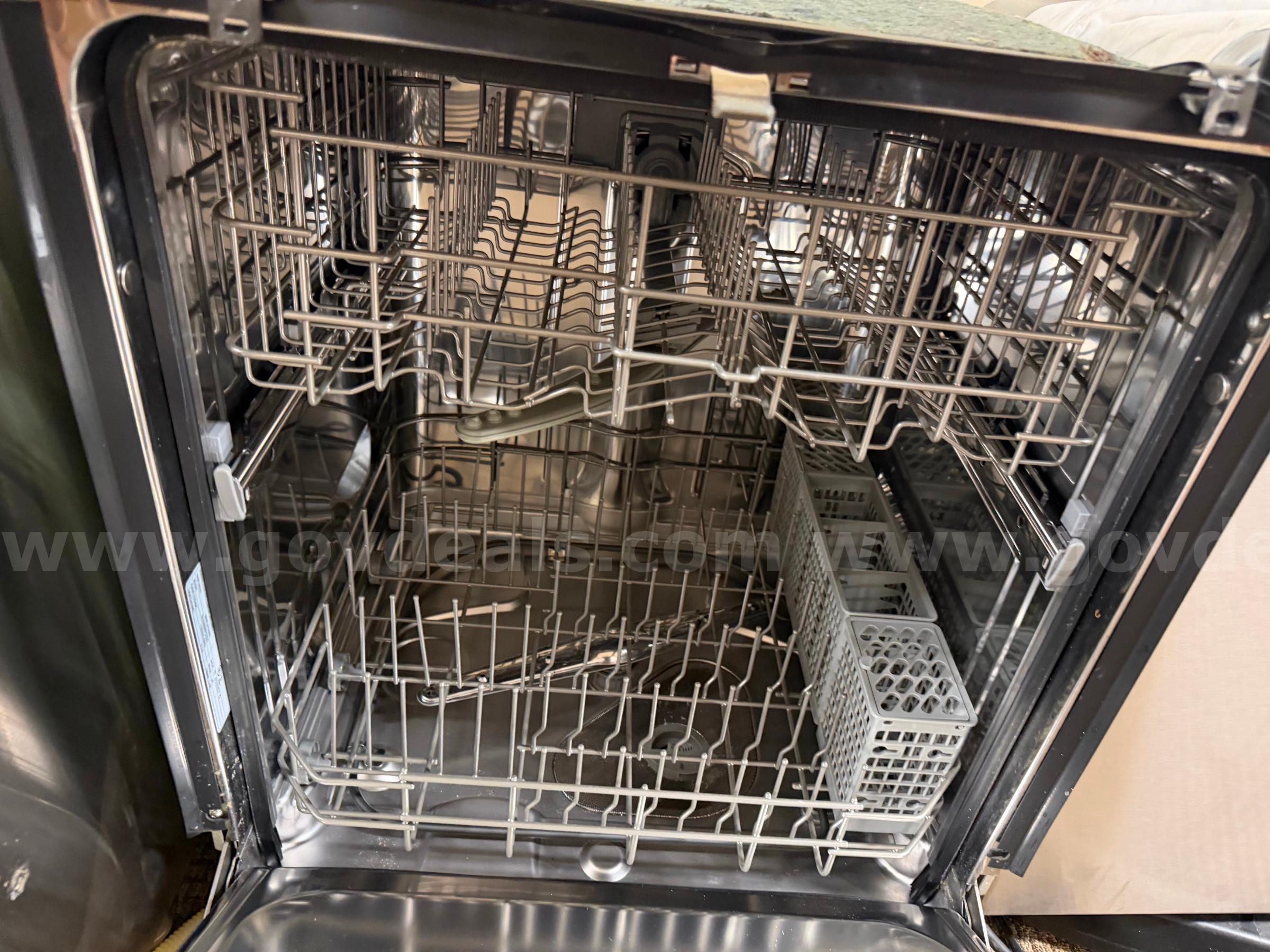 Lot of 2 dishwashers   Government Surplus Auction - Photo #6