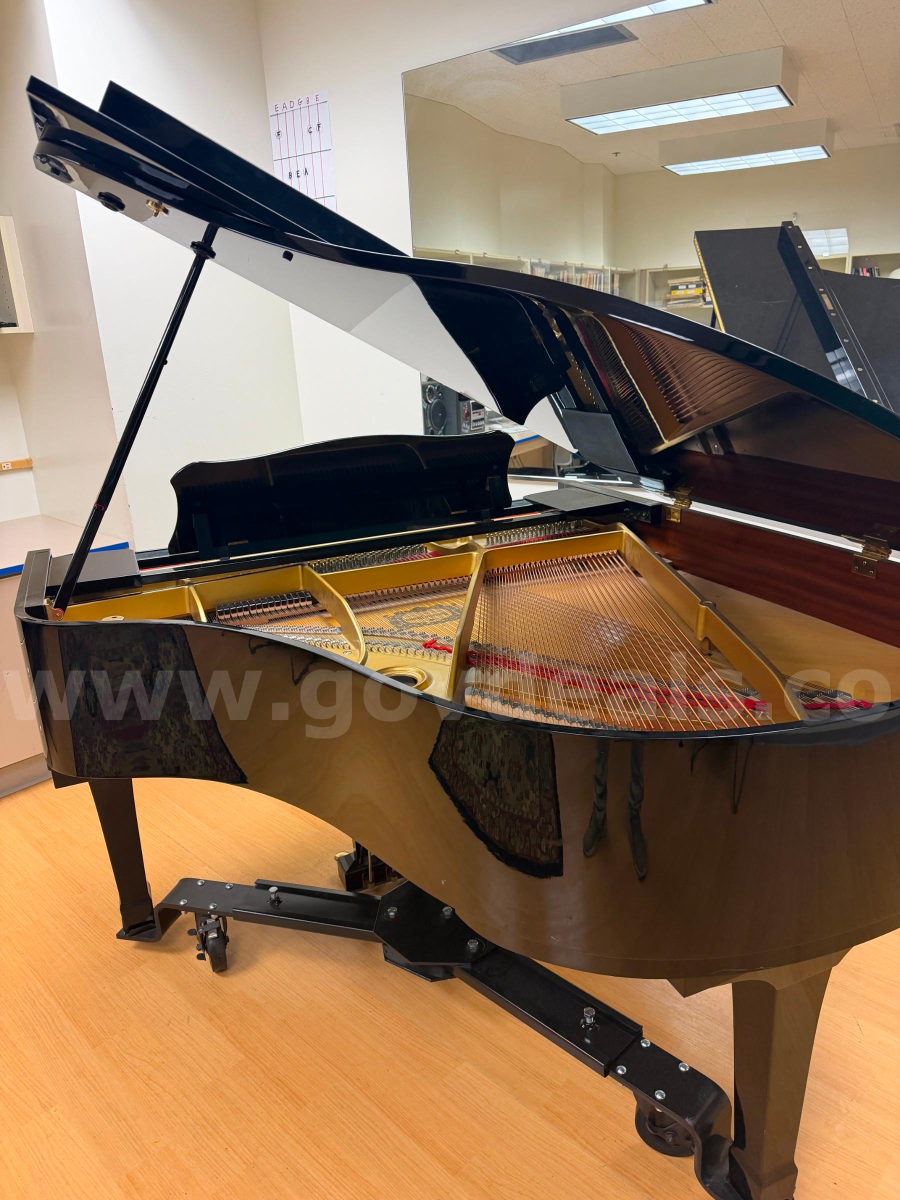 Yamaha Grand Piano Yamaha G2 Government Surplus Auction - Photo #2