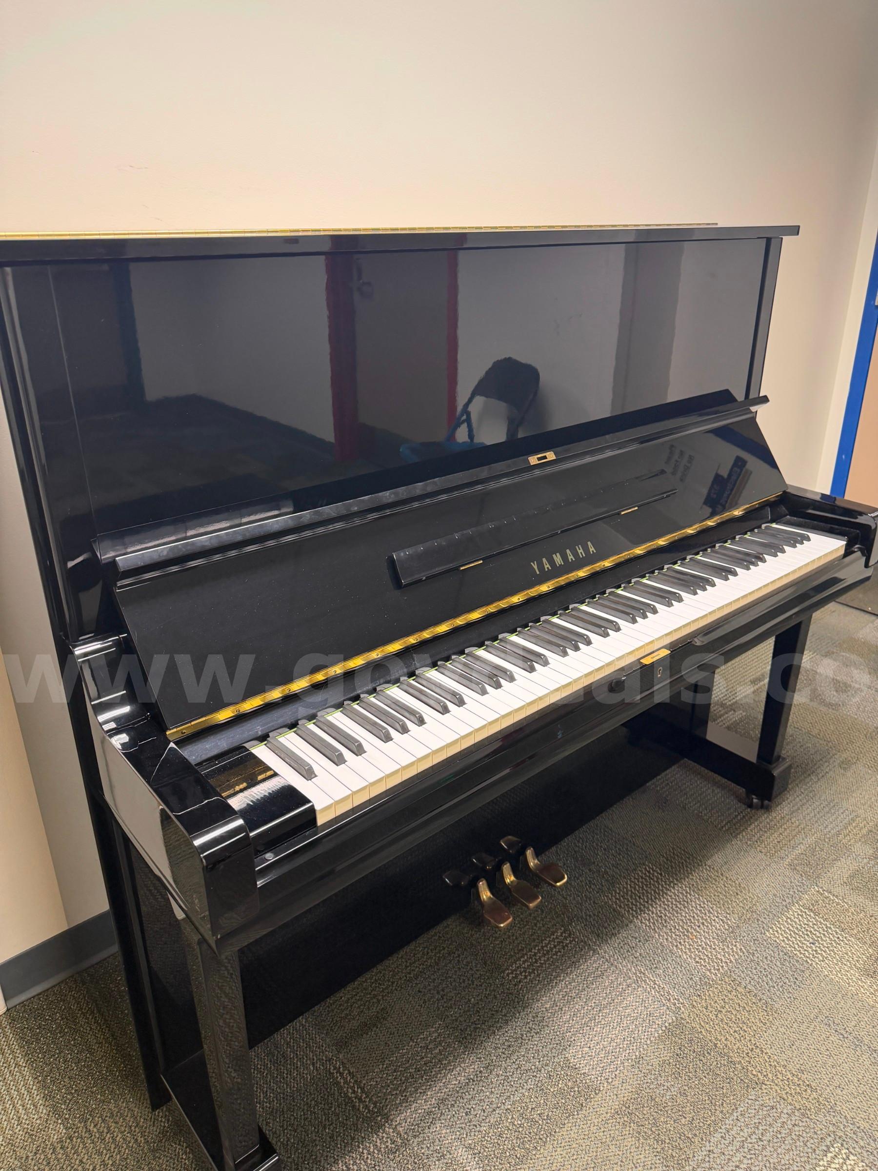 Yamaha Upright Piano Yamaha U3 Professional Government Surplus Auction - Primary Photo