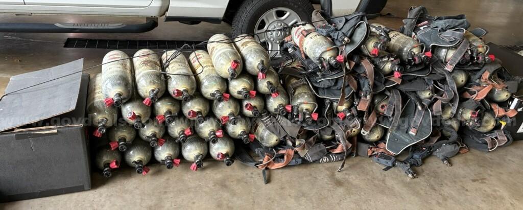 Fire Equipment - 21 Masks - 25 SCBA - 50 Air Cylinders Lot 4  of 5   Government Surplus Auction - Primary Photo