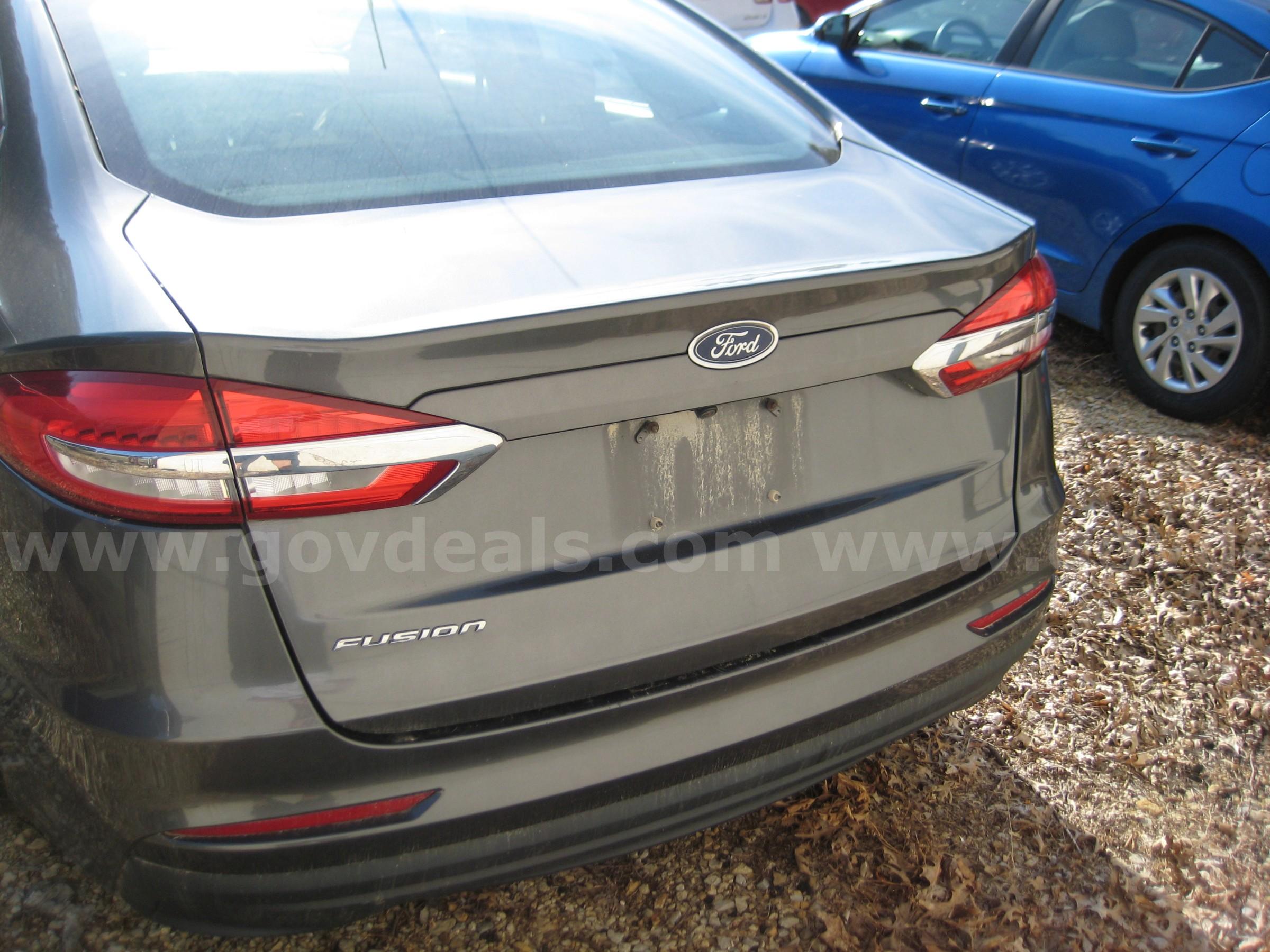 2019 Ford Fusion Ford Fusion Government Surplus Auction - Photo #5