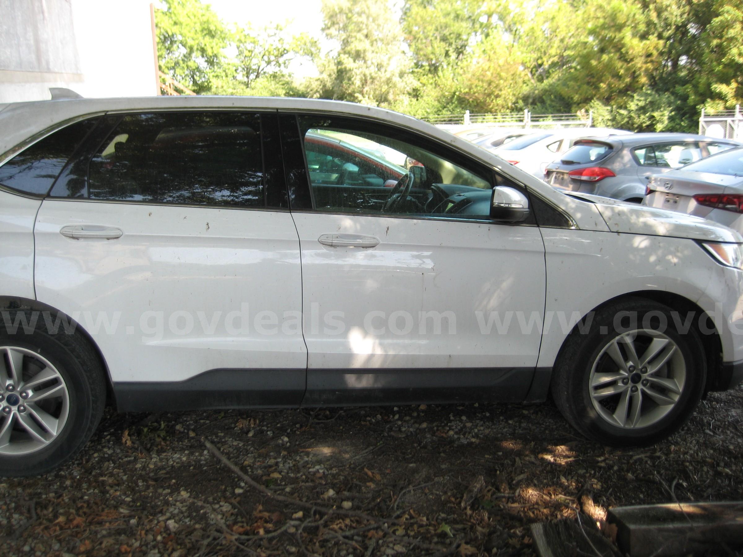 2017 Ford Edge Ford Edge Government Surplus Auction - Photo #4
