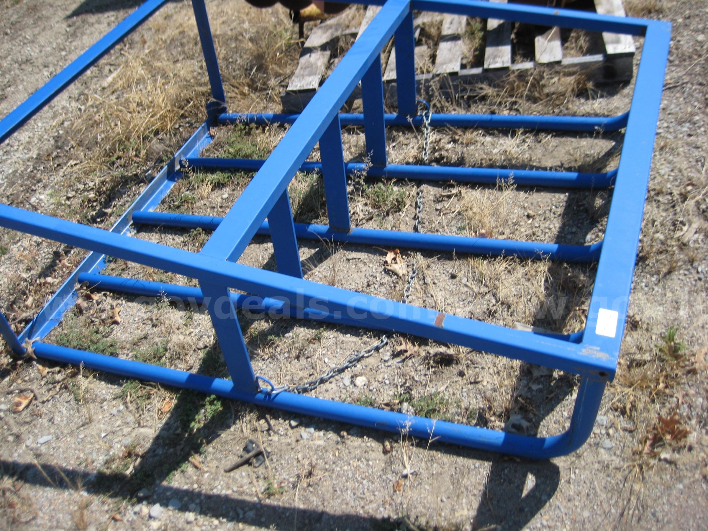 1 EA. WELDING BOTTLE RACK  BLUE Government Surplus Auction - Photo #2
