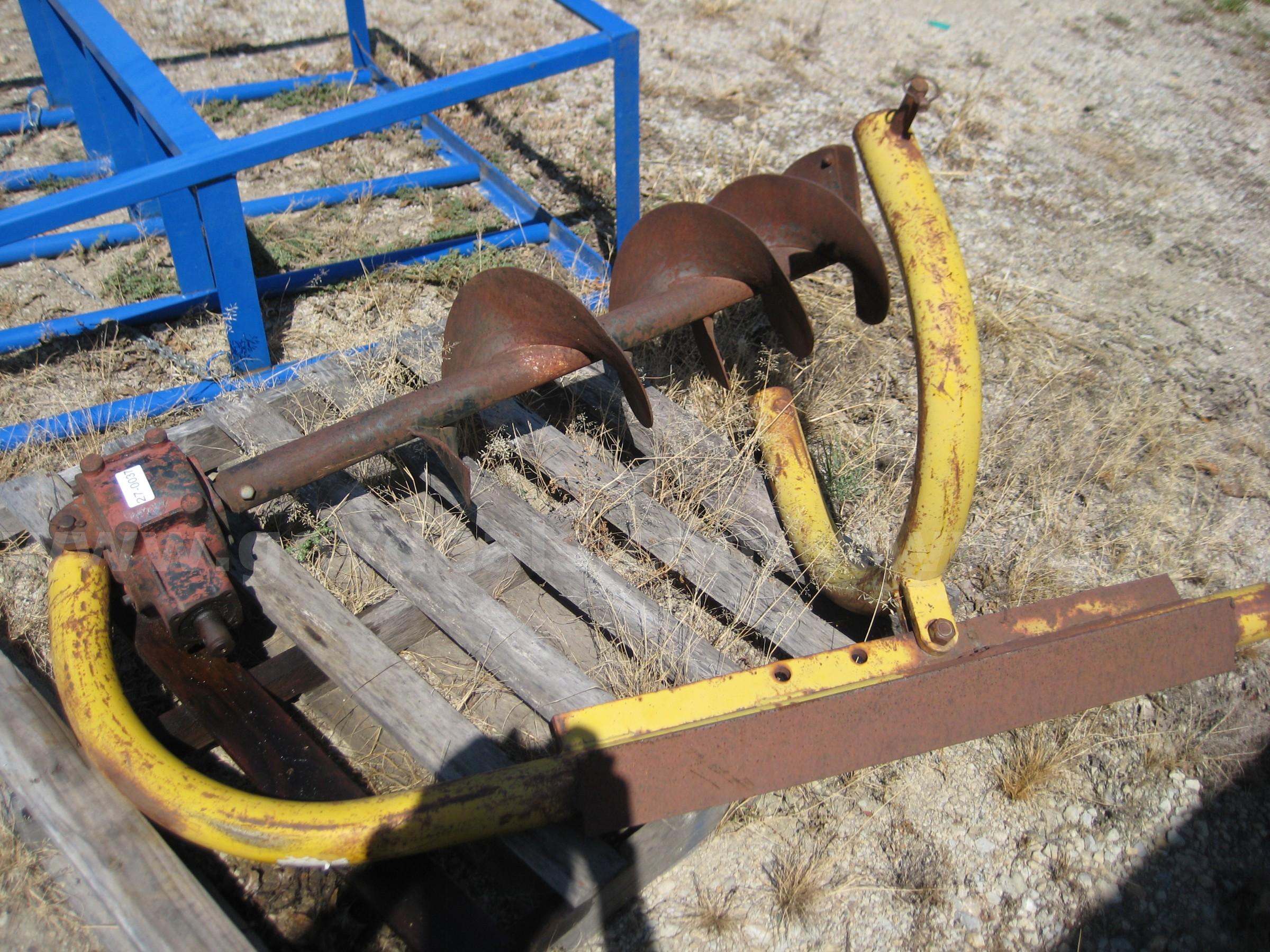1 EA. HOLE AUGER 3 POINT  12" Government Surplus Auction - Primary Photo