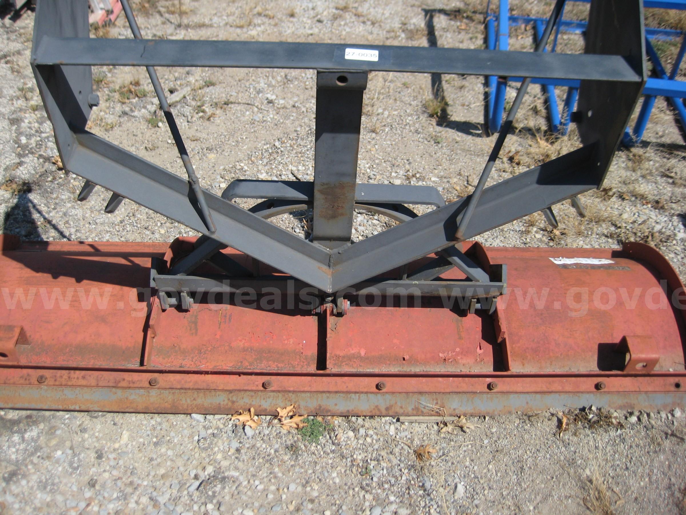 1 EA WESTERN SNOW PLOW BLADE  6'6" Government Surplus Auction - Photo #2