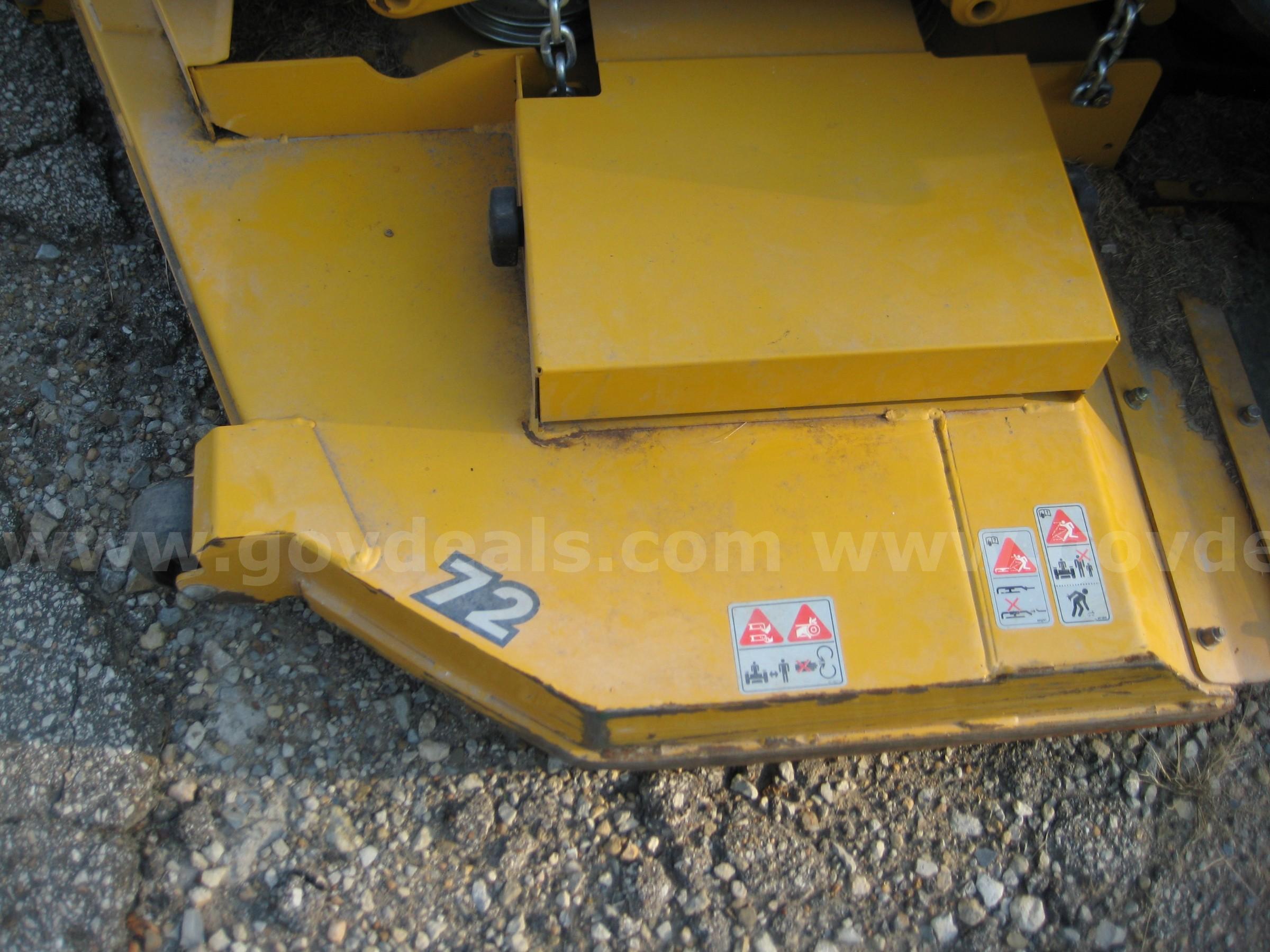 1 EA. HUSTLER MOWER O TURN Hustler DIESEL 72" Government Surplus Auction - Photo #3
