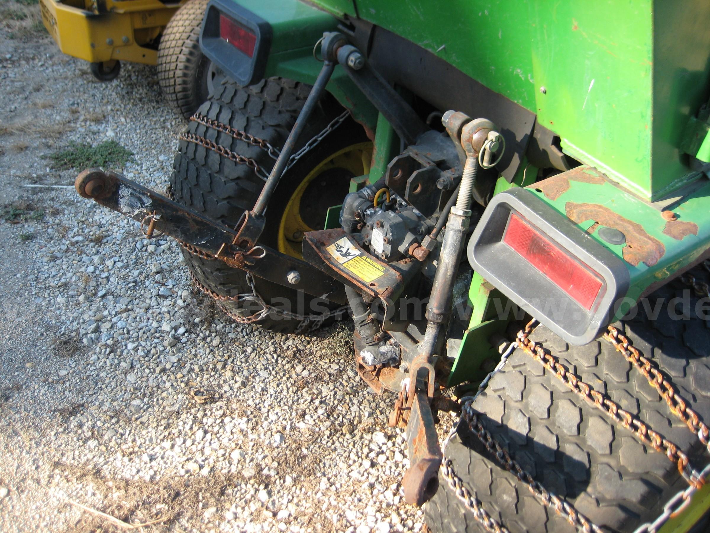 1 EA. JOHN DEERE 755 SNOW TRACTOR John Deere 755 Government Surplus Auction - Photo #6