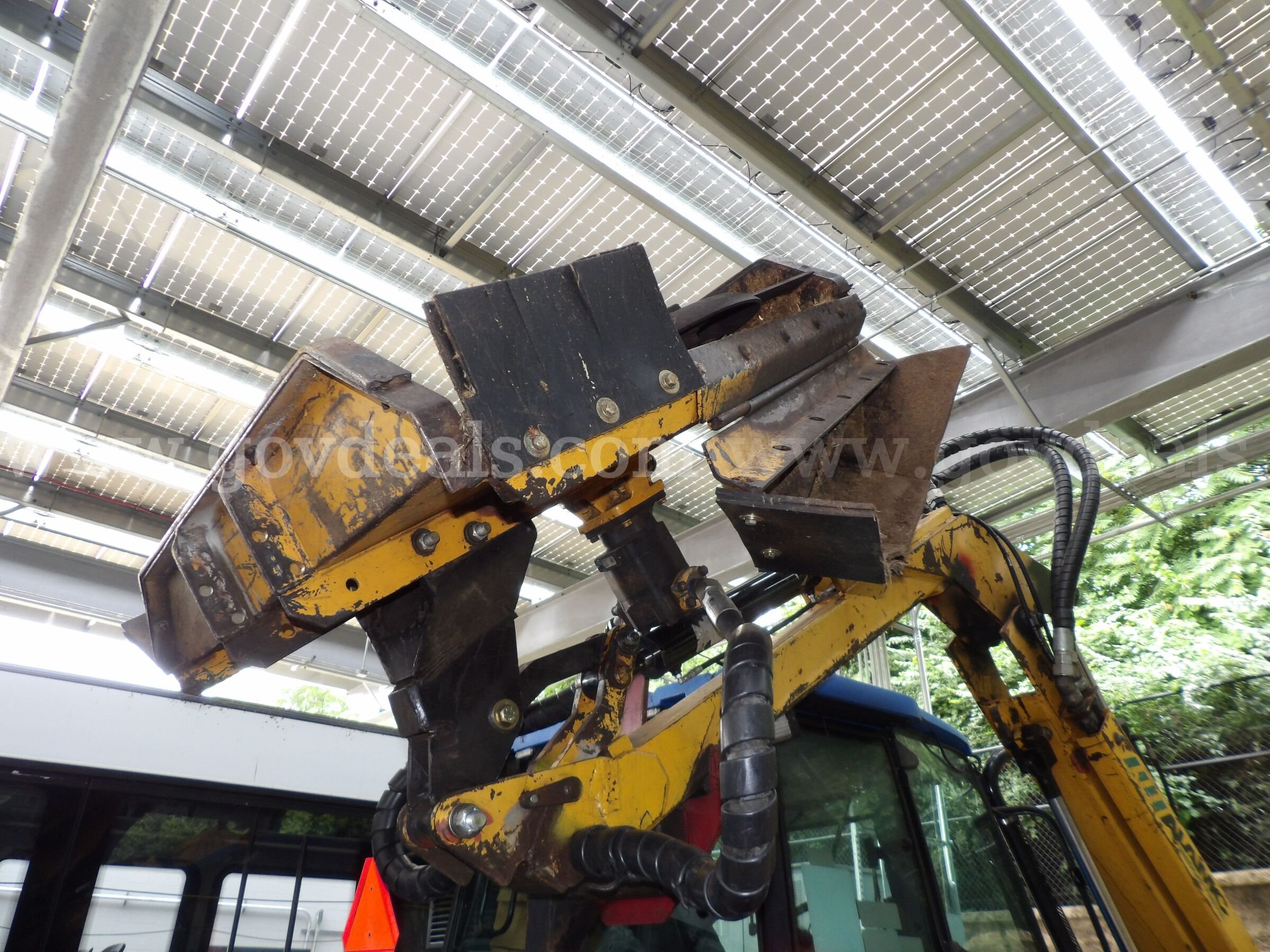 New Holland TL80A Tractor with Boom Mower New Holland  Government Surplus Auction - Photo #6