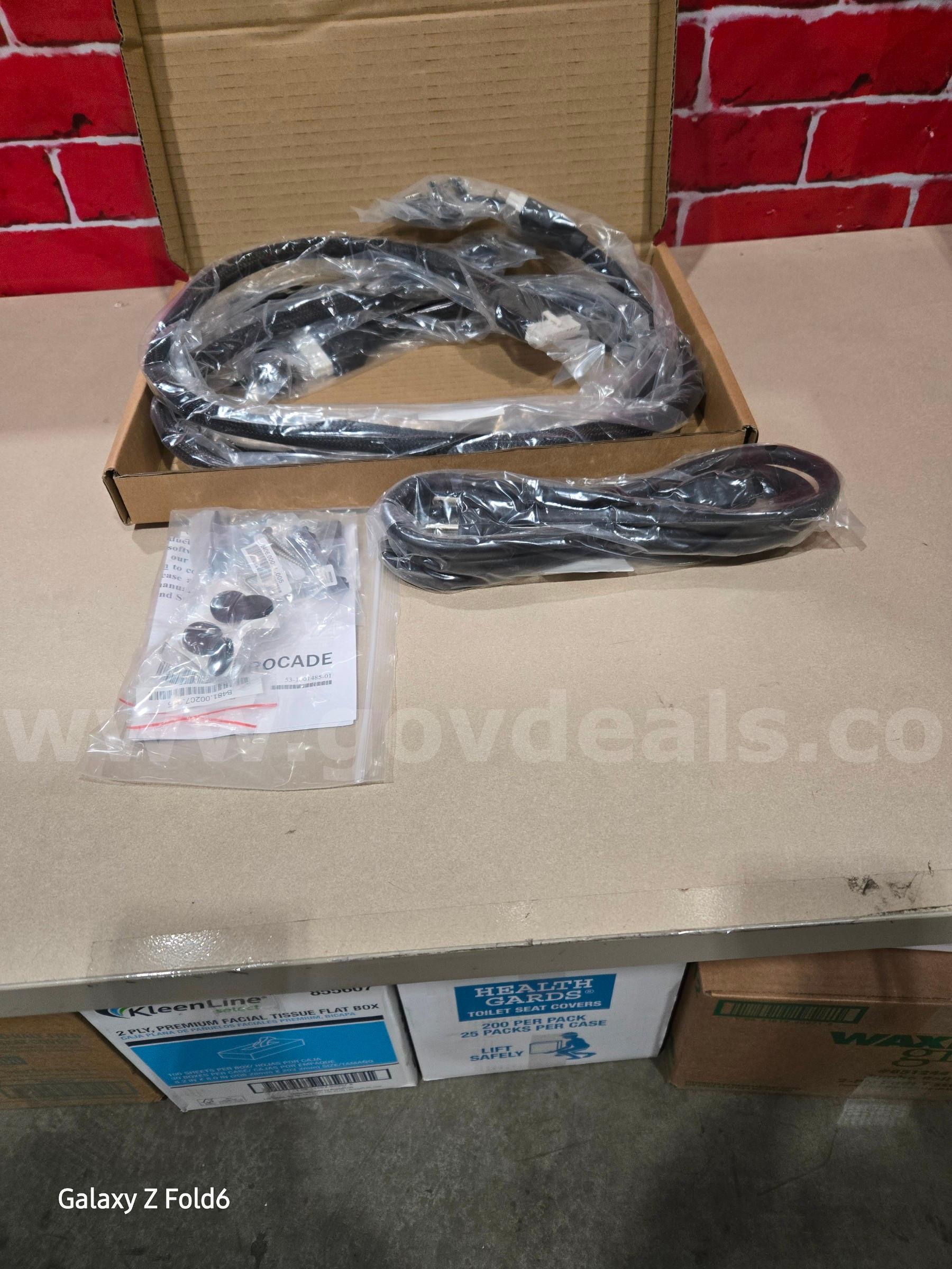 Power Supply   Government Surplus Auction - Photo #5