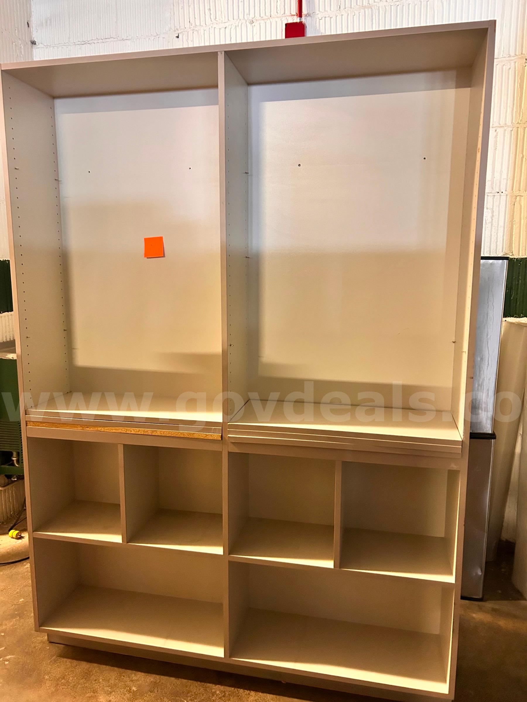Large commercial storage unit   Government Surplus Auction - Primary Photo