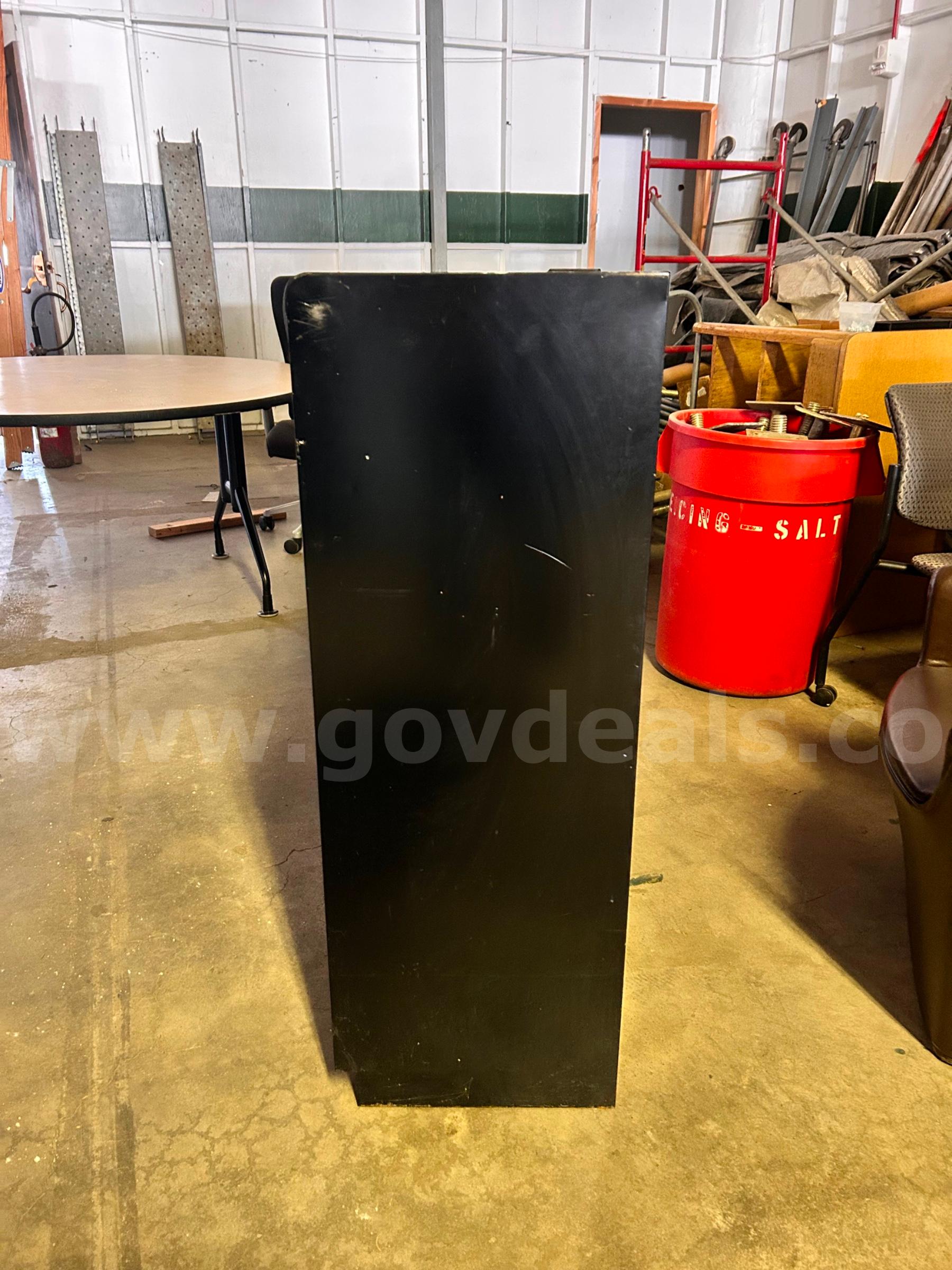 3-Shelf Steel Bookcase   Government Surplus Auction - Photo #2