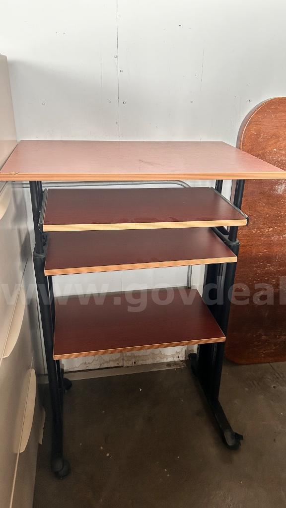 Mobile Multi-Tier Workstation   Government Surplus Auction - Primary Photo