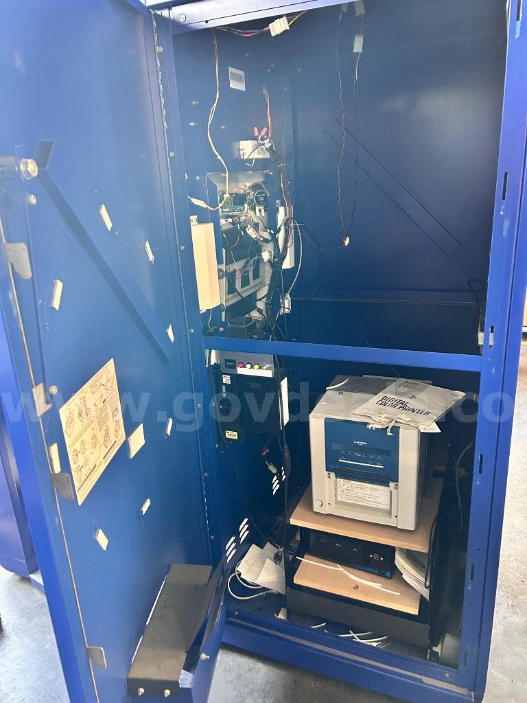 Photo Booth Cabinet with Mitsubishi Digital Color Printer   Government Surplus Auction - Photo #6