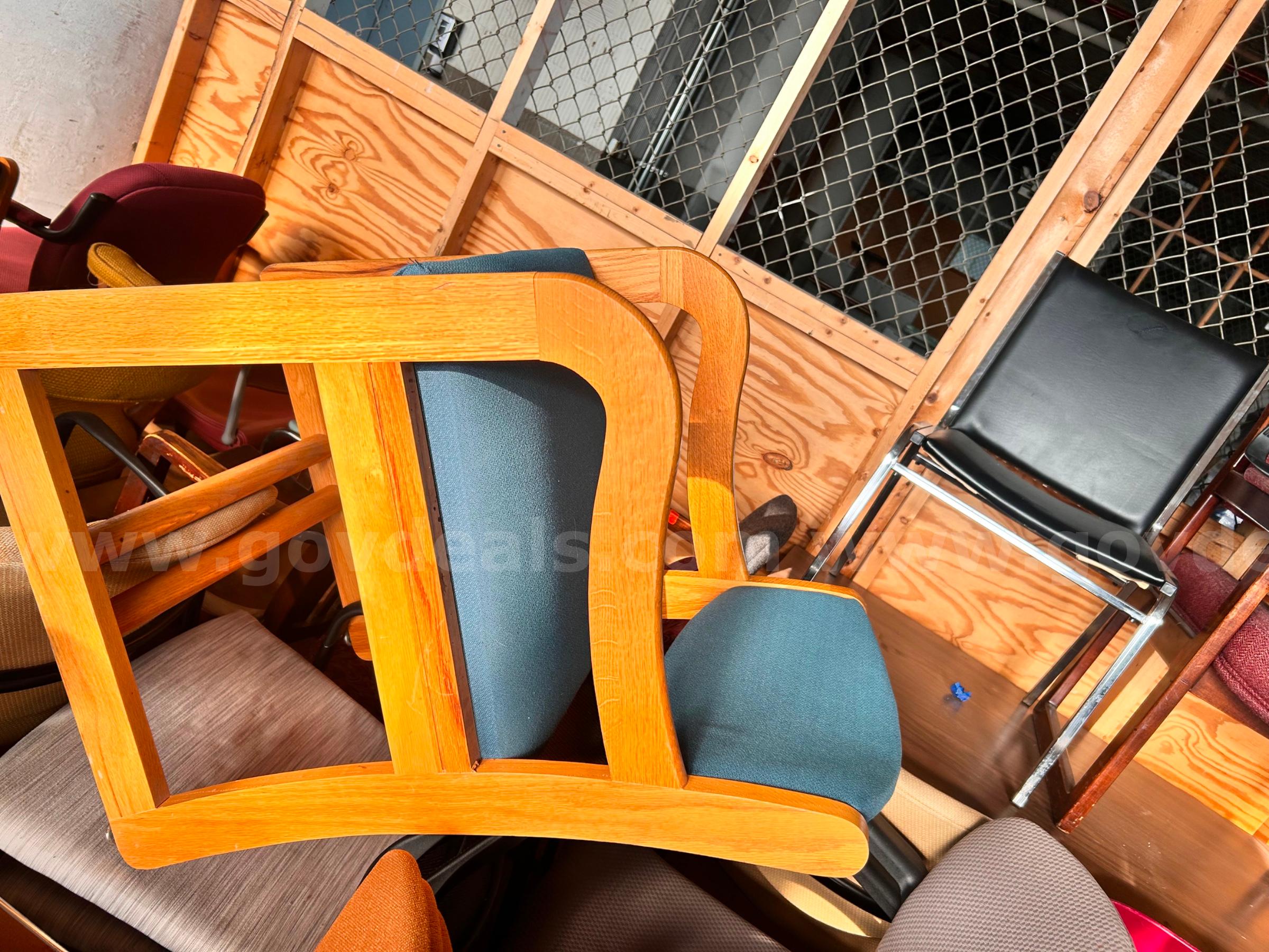 Lot of 2 Vintage Blue Chairs   Government Surplus Auction - Photo #3