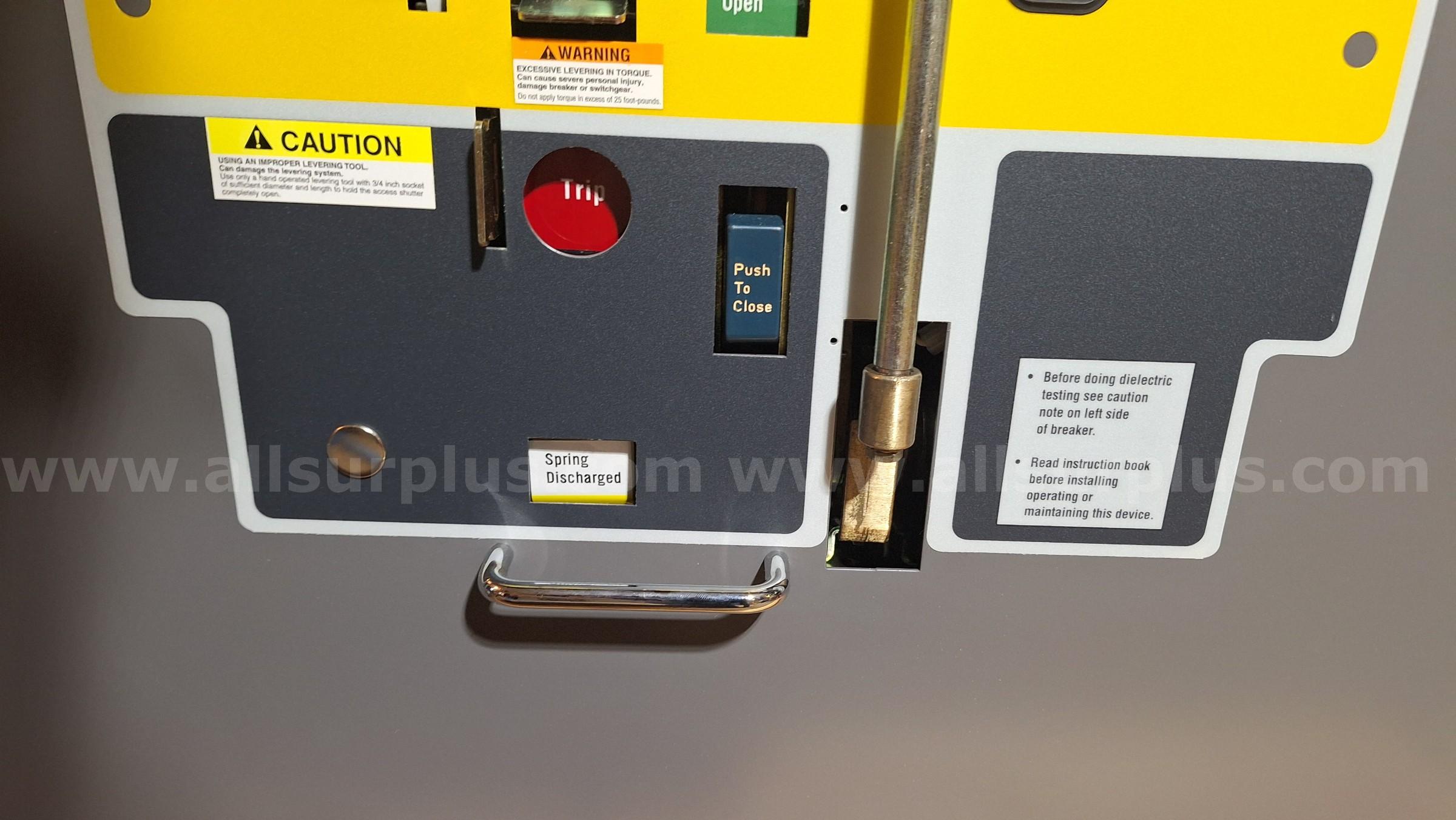 Square D DS840-EO Low Voltage AC Power Circuit Breaker 4000 Amp Digitrip RMS510 Square D DS840 Government Surplus Auction - Photo #4