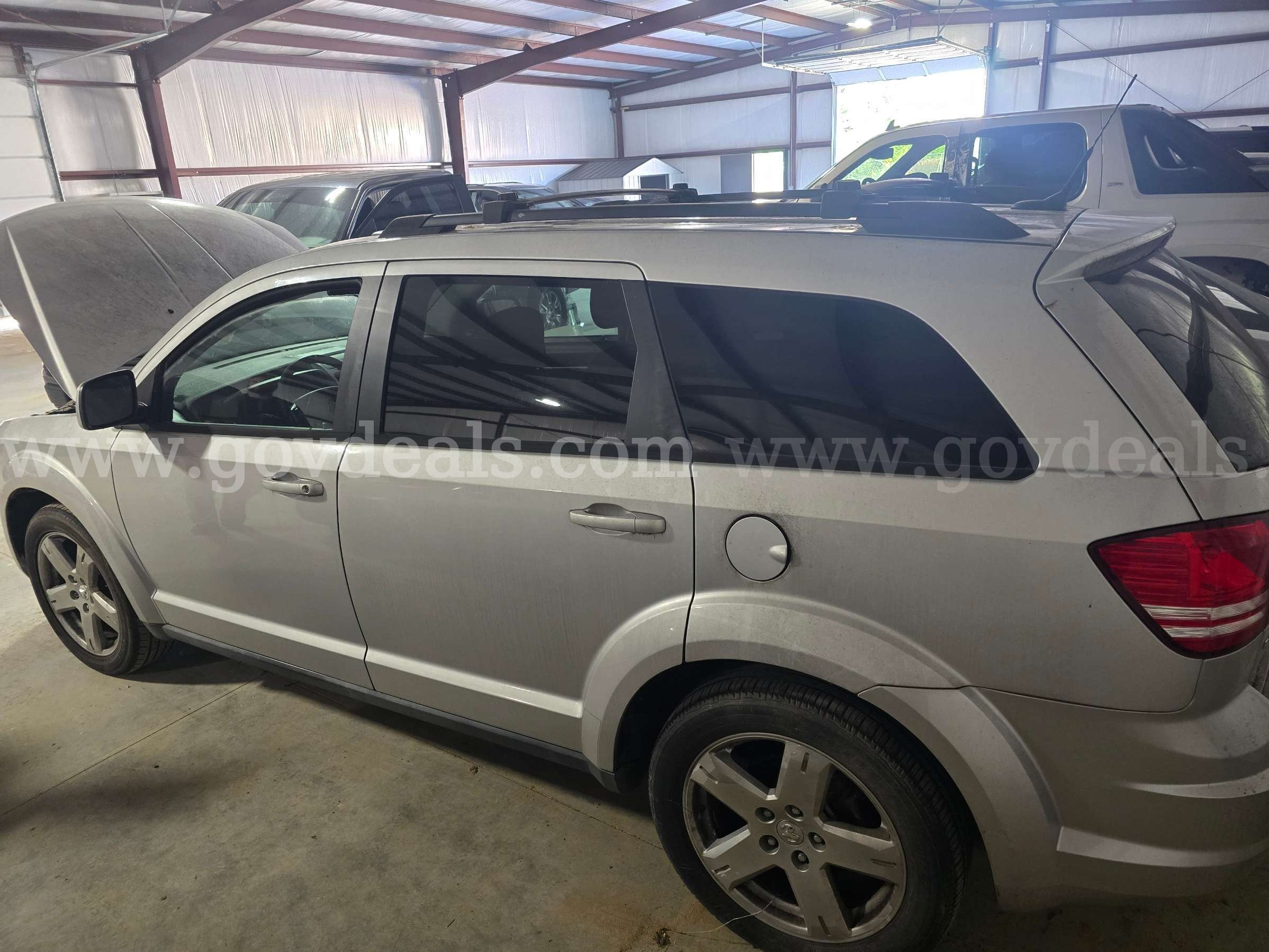 2010 Dodge Journey Dodge Journey Government Surplus Auction - Photo #2