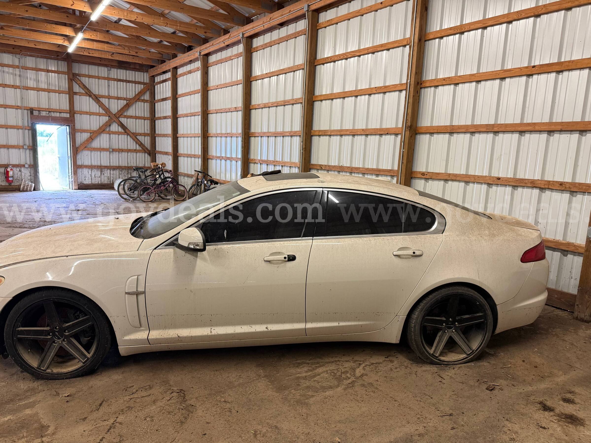 2009 Jaguar XF-Series Jaguar XF-Series Government Surplus Auction - Photo #3