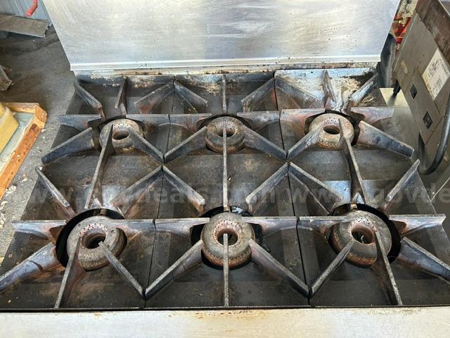 WOLF Oven/Range WOLF C349-901 Government Surplus Auction - Photo #3