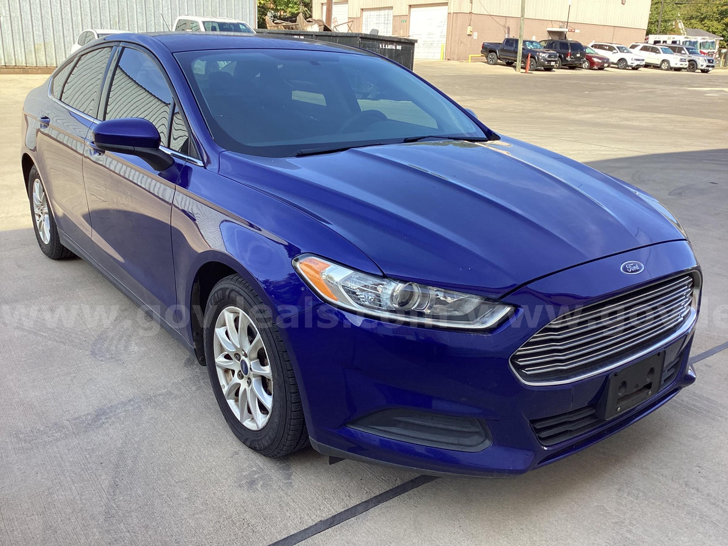 2015 Ford Fusion Ford Fusion Government Surplus Auction - Photo #4