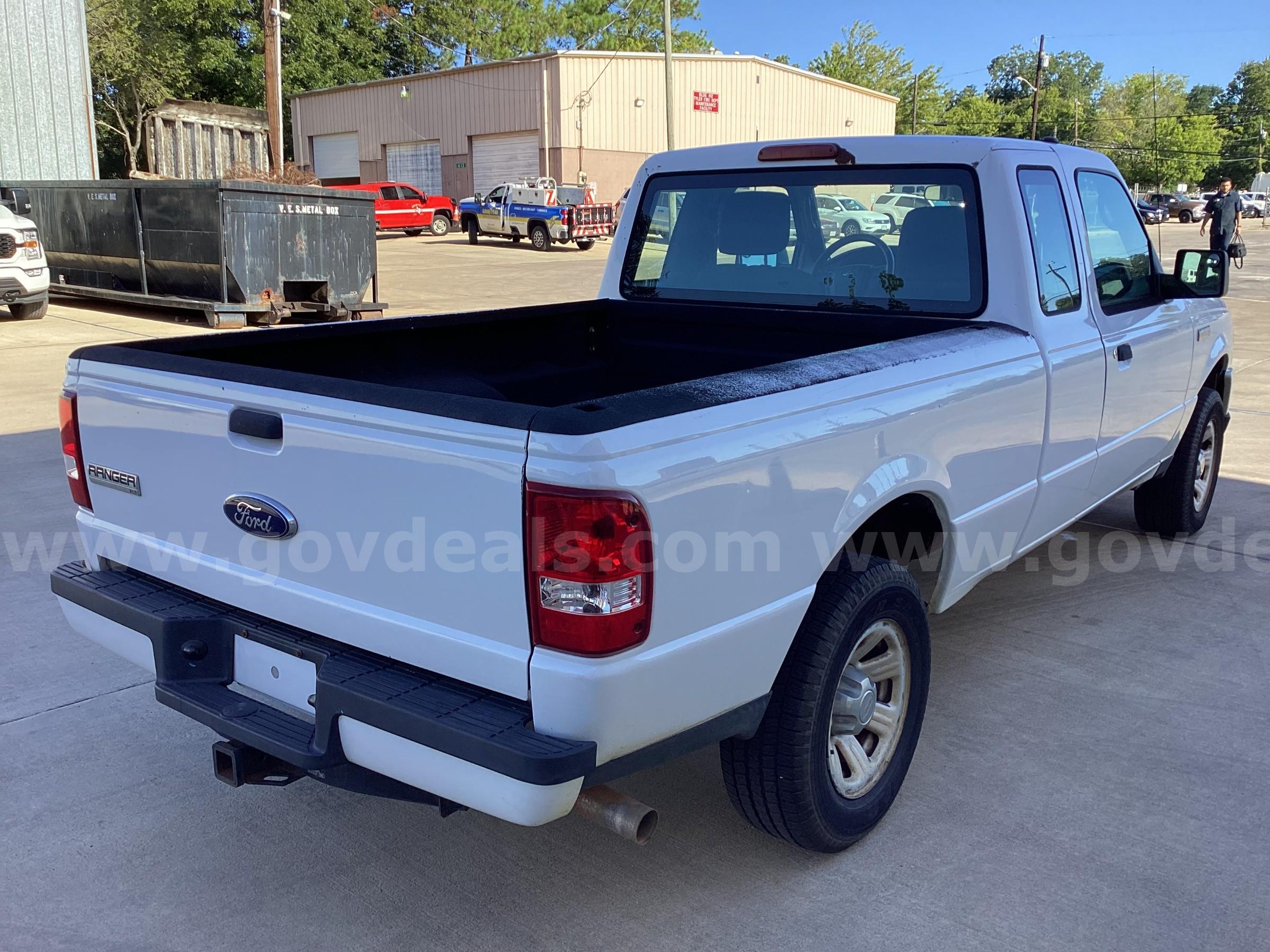 2010 Ford Ranger XLT SuperCab 2WD Ford Ranger Government Surplus Auction - Photo #6