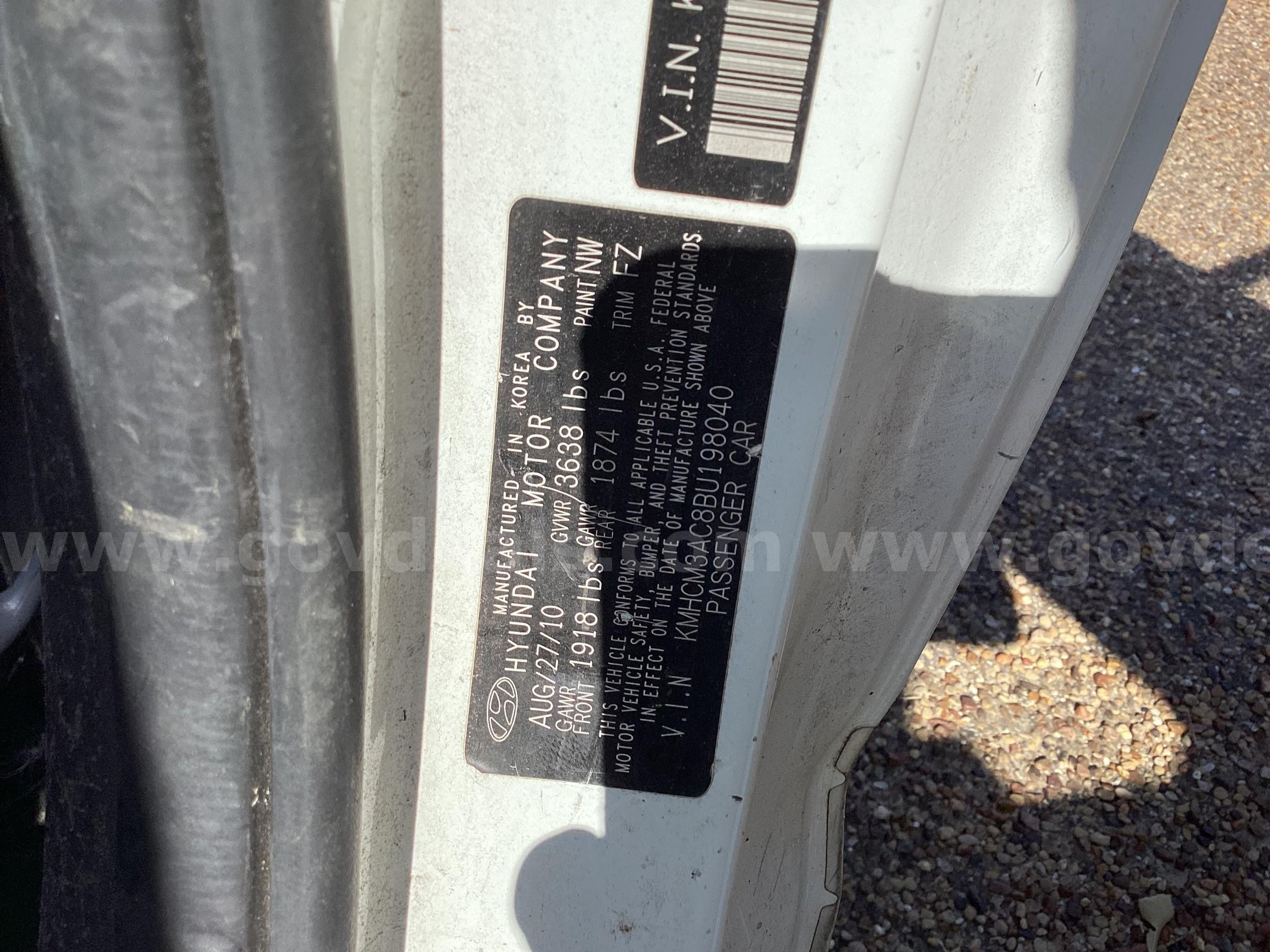 2011 Hyundai Accent GS 3-Door Hyundai Accent Government Surplus Auction - Photo #5