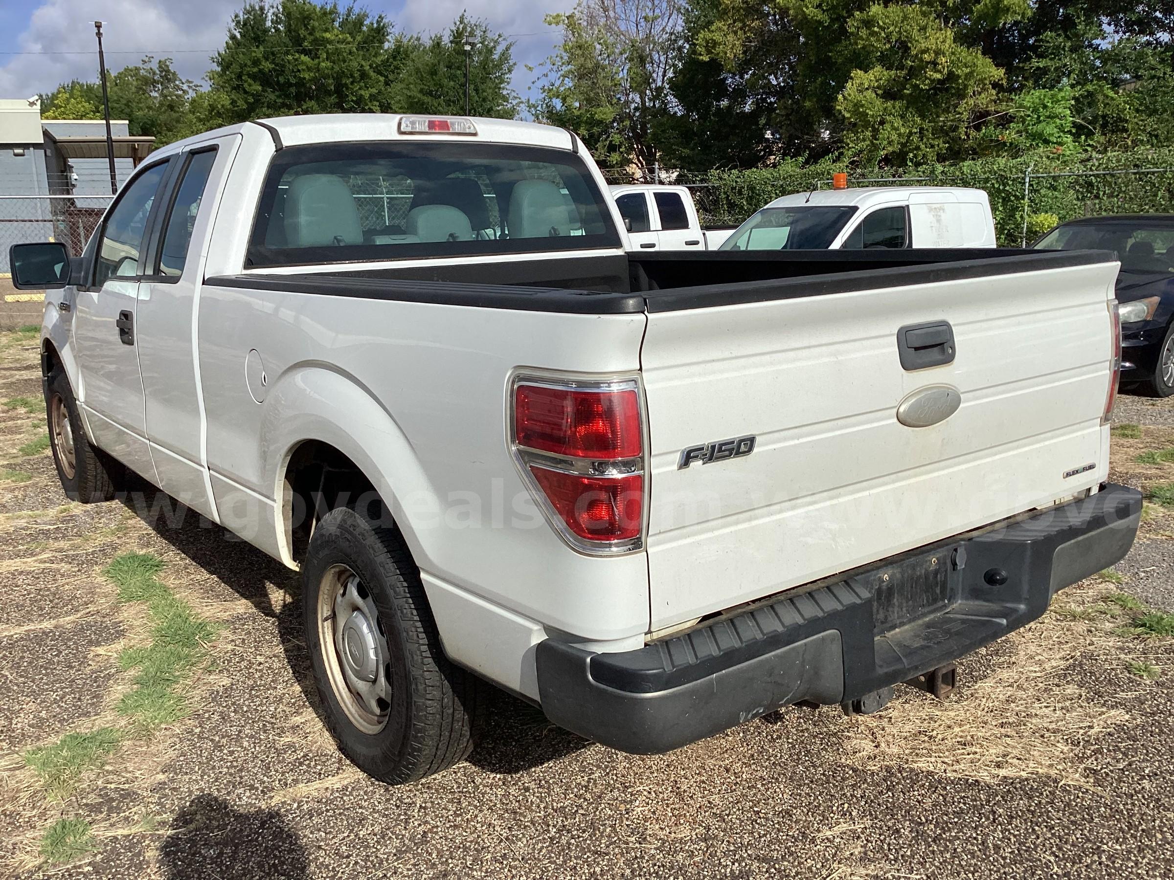 2011 Ford F-150 XL SuperCab 6.5-ft. Bed 2WD Ford F-150 Government Surplus Auction - Photo #3