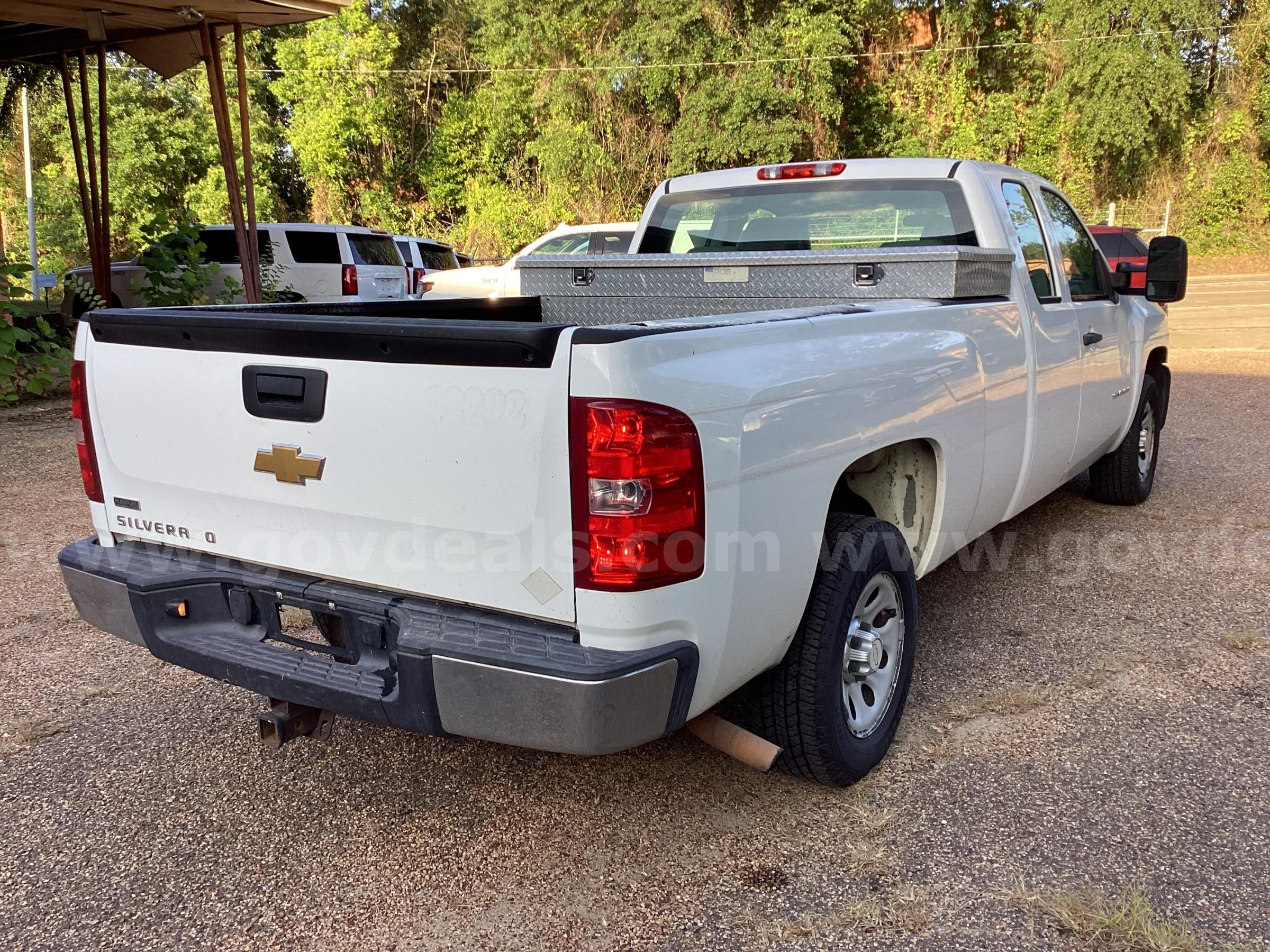 2012 Chevrolet Silverado 1500 Work Truck Ext. Cab 2WD Chevrolet Silverado Government Surplus Auction - Photo #3