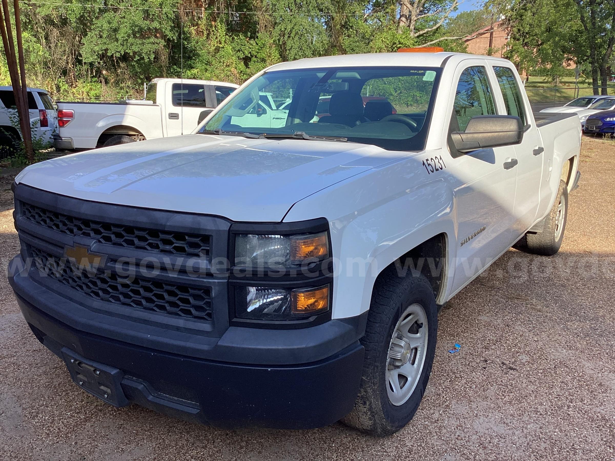 2015 Chevrolet Silverado 1500 Chevrolet Silverado Government Surplus Auction - Primary Photo