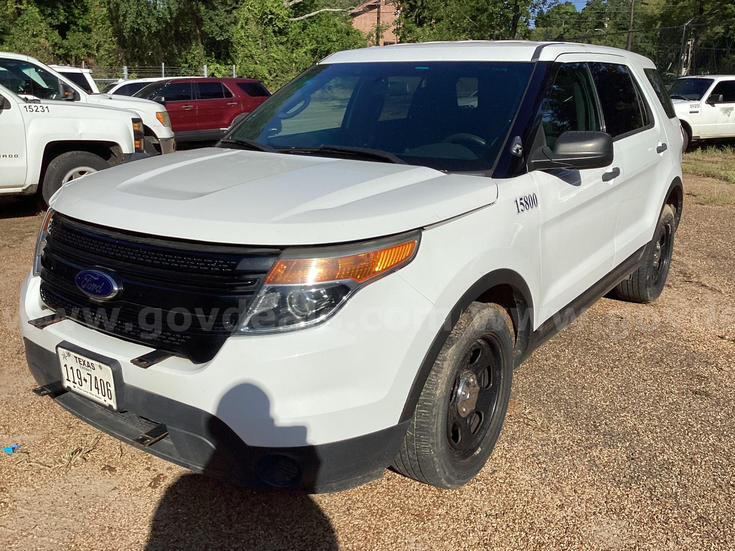 2015 Ford Explorer Ford Explorer Government Surplus Auction - Primary Photo
