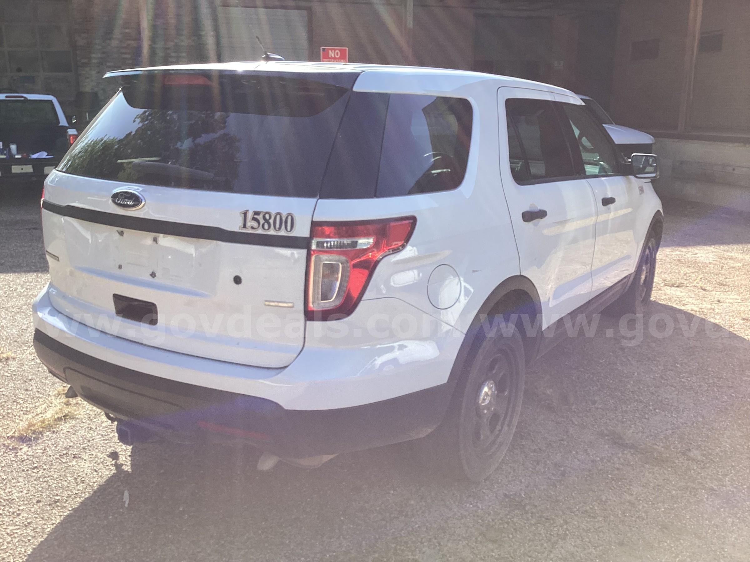 2015 Ford Explorer Ford Explorer Government Surplus Auction - Photo #4
