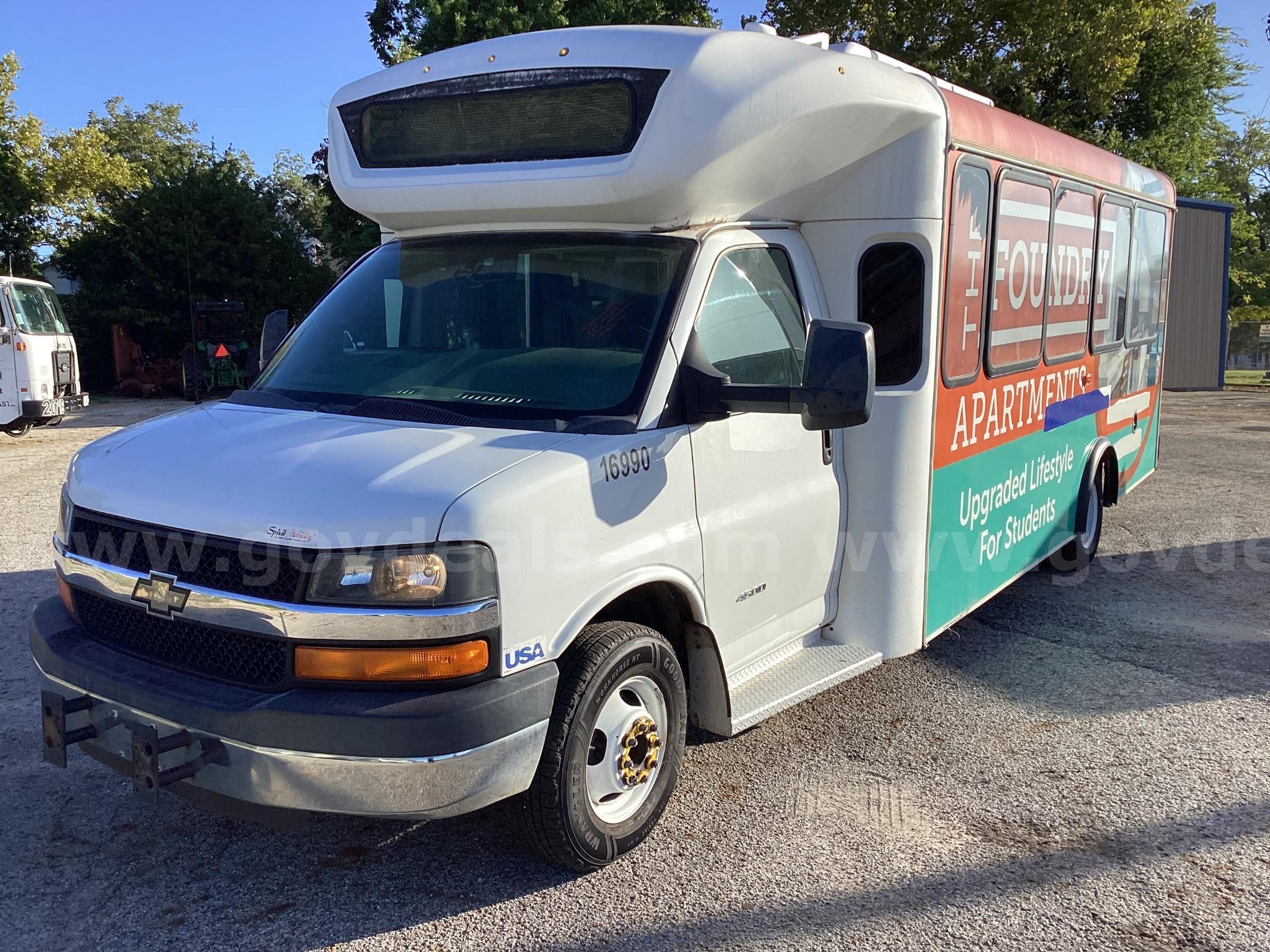 2016 Chevrolet Express Chevrolet Express Government Surplus Auction - Primary Photo