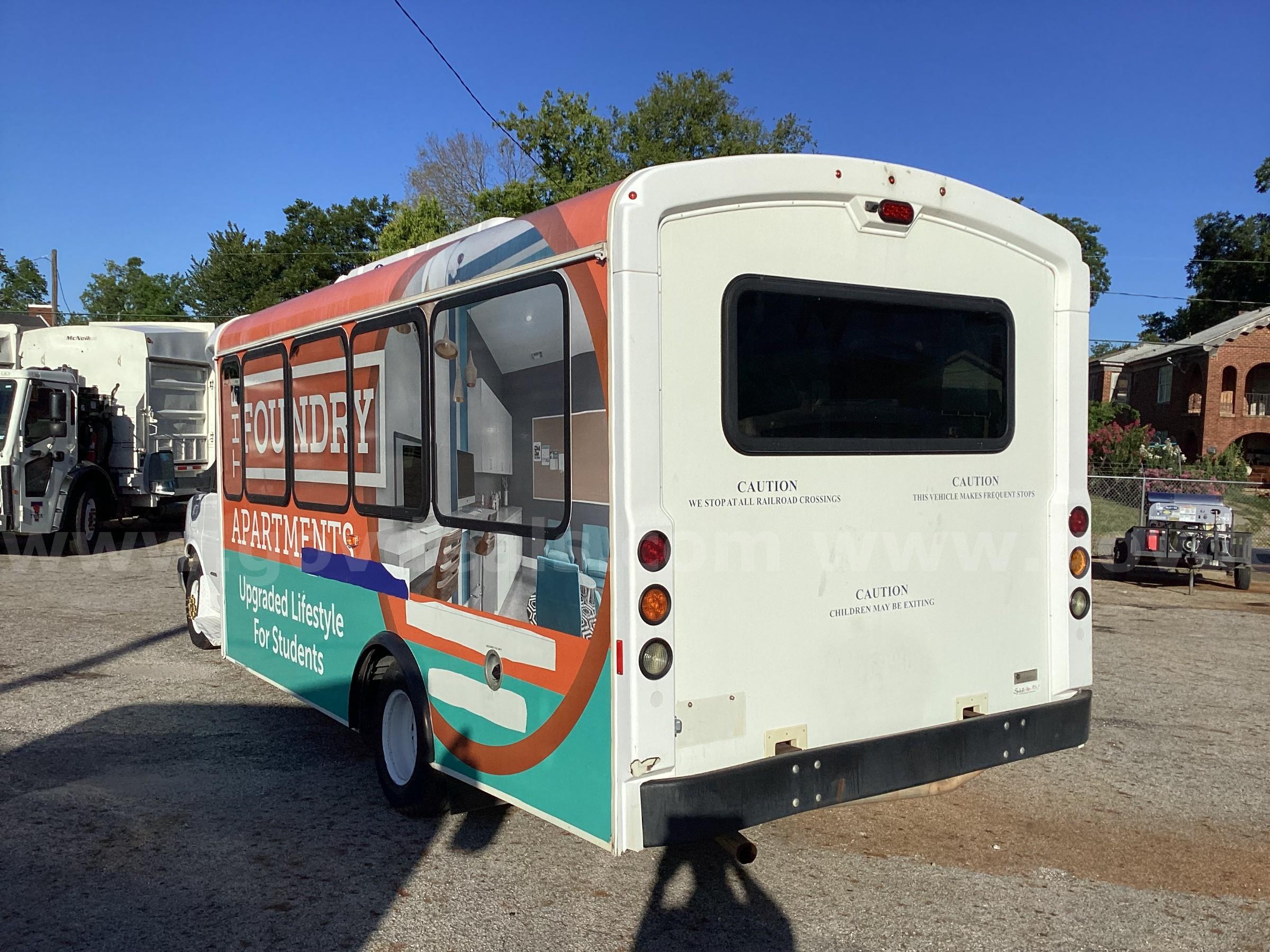 2016 Chevrolet Express Chevrolet Express Government Surplus Auction - Photo #3