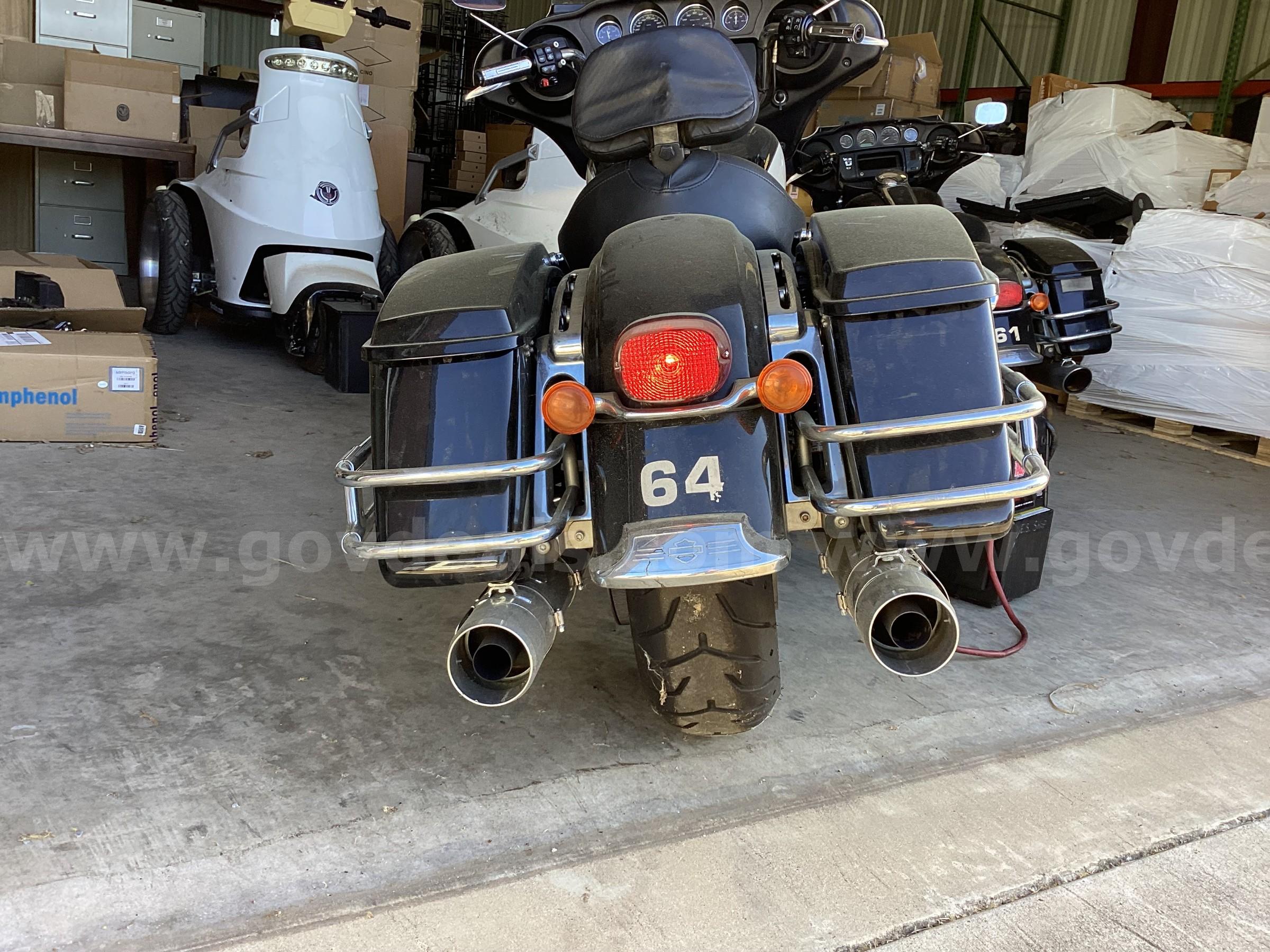 2017 Harley-Davidson FLHTP Harley-Davidson FLHTP Government Surplus Auction - Photo #2