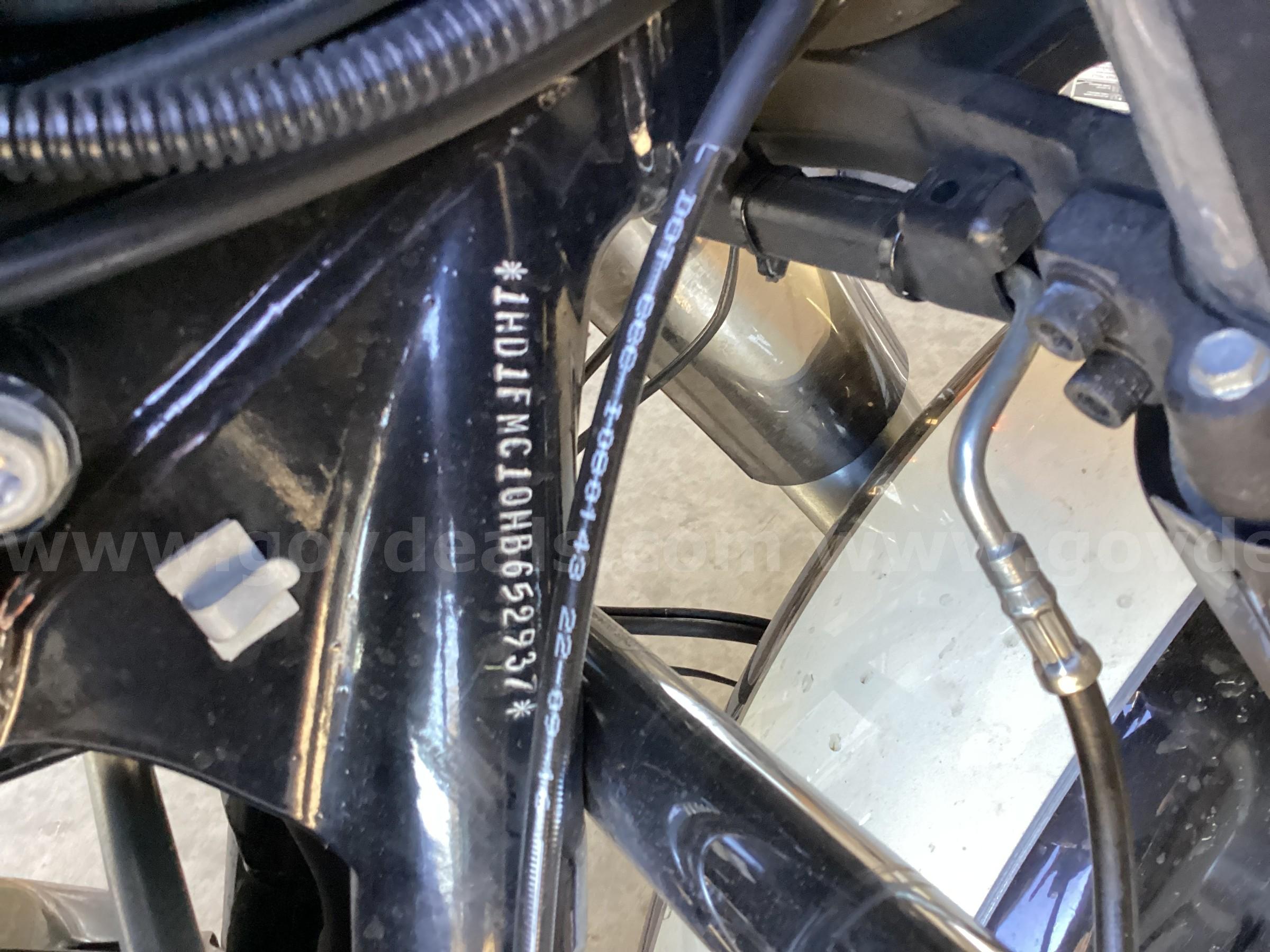 2017 Harley-Davidson FLHTP Harley-Davidson FLHTP Government Surplus Auction - Photo #6