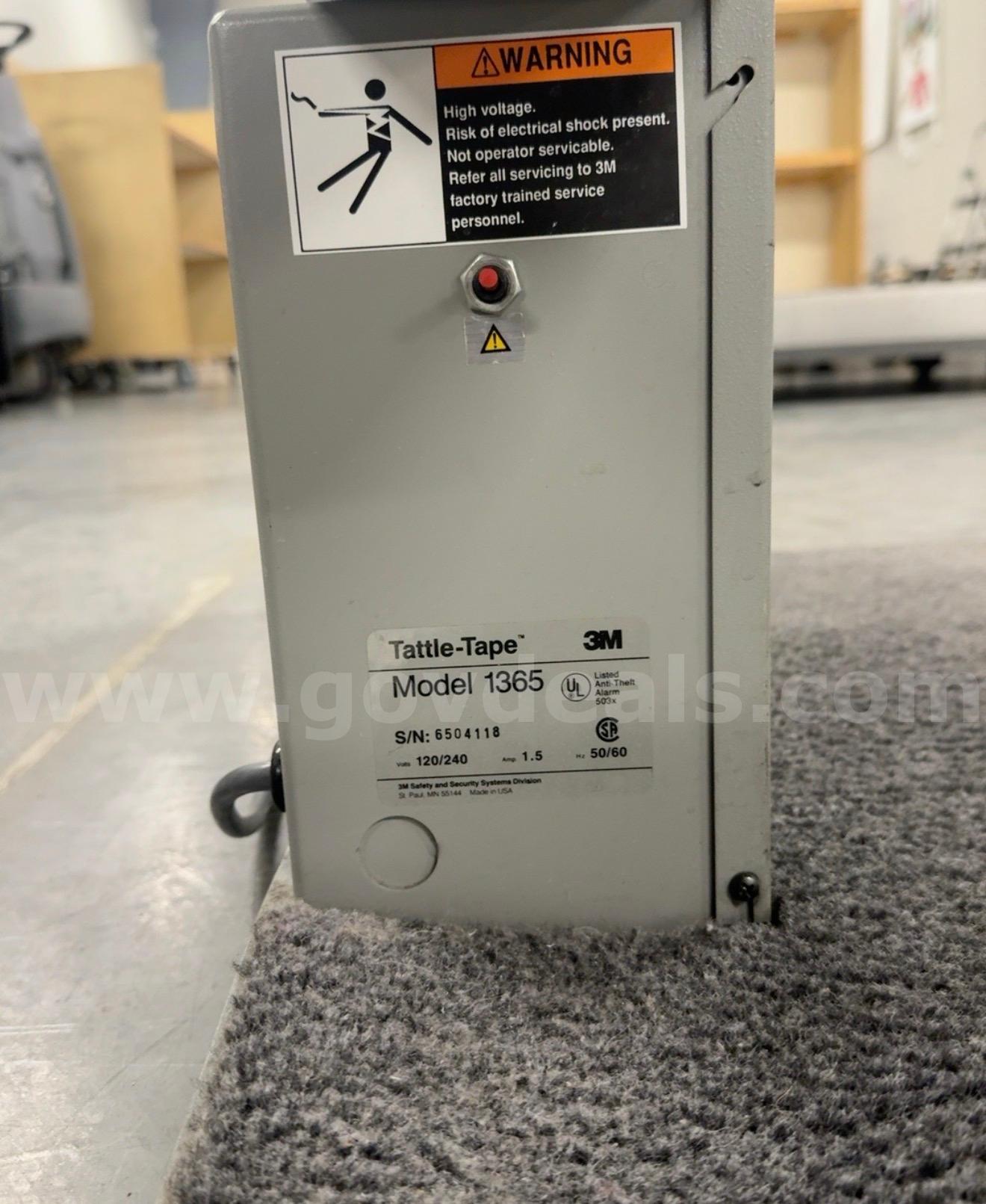 3M Tattle-Tape Pedestal System   Government Surplus Auction - Photo #3