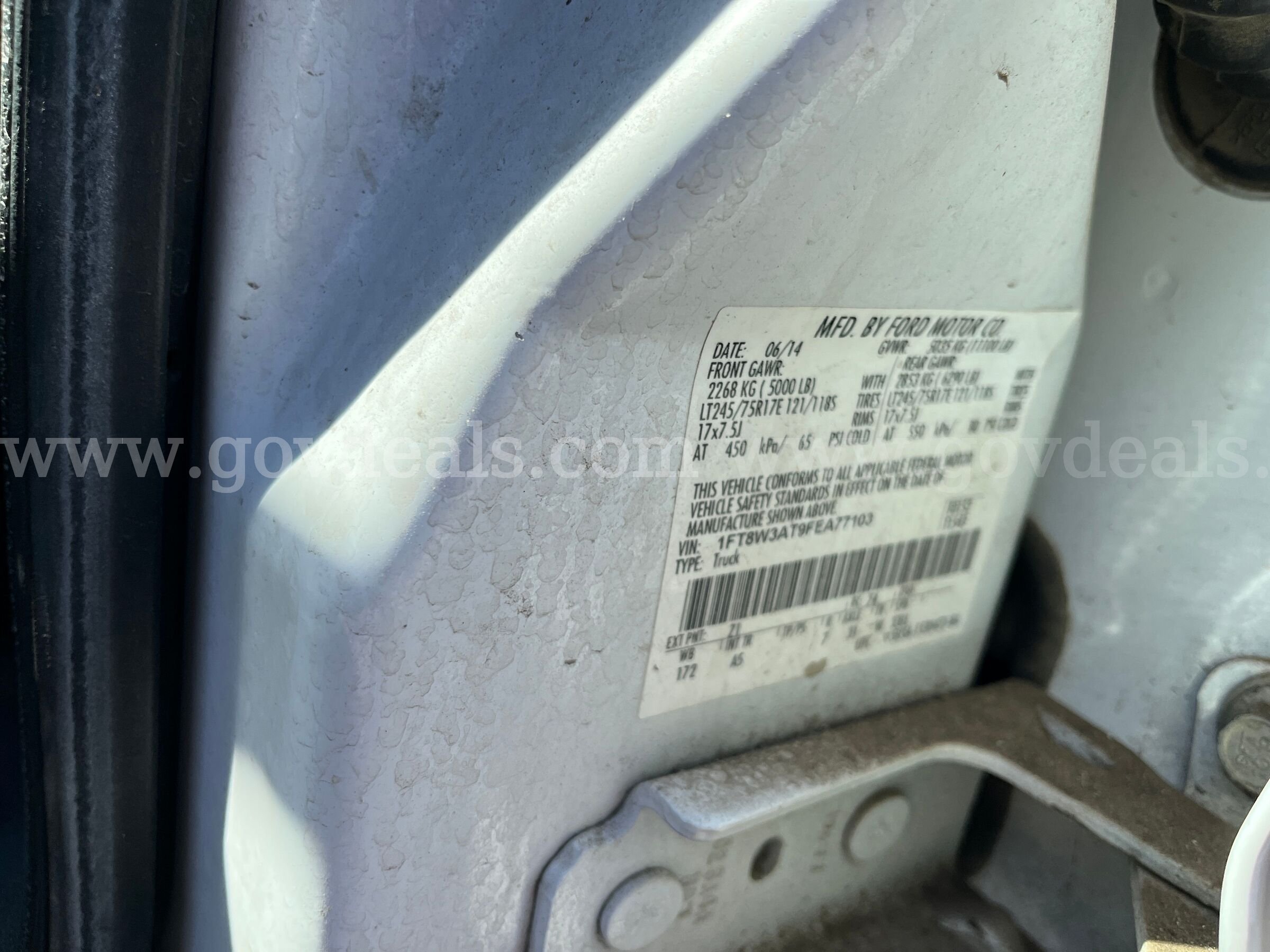 2015 Ford F-350 SD 2x4 (ID#12532) (26-2405) 405 Ford F-350 Government Surplus Auction - Photo #5