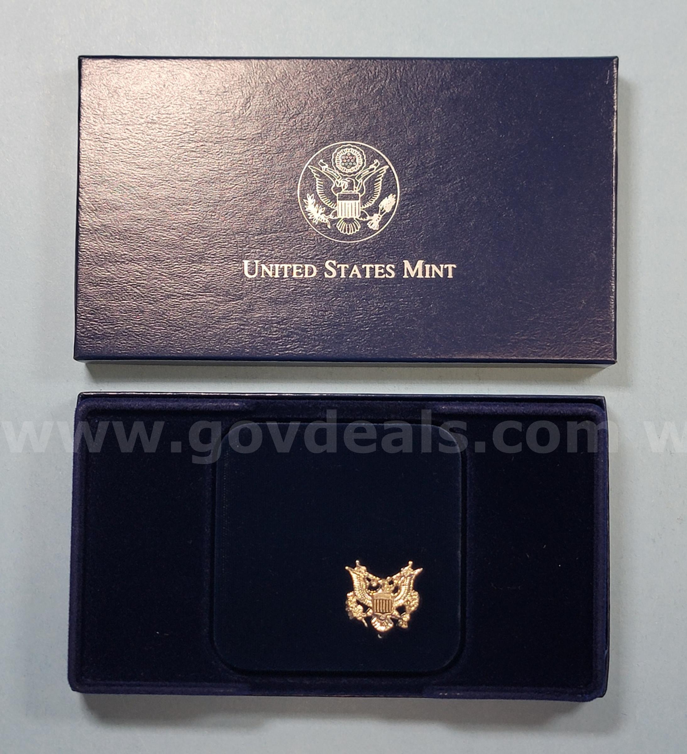2002 US Mint Military Academy Bicentennial Commemorative Coin   Government Surplus Auction - Photo #2