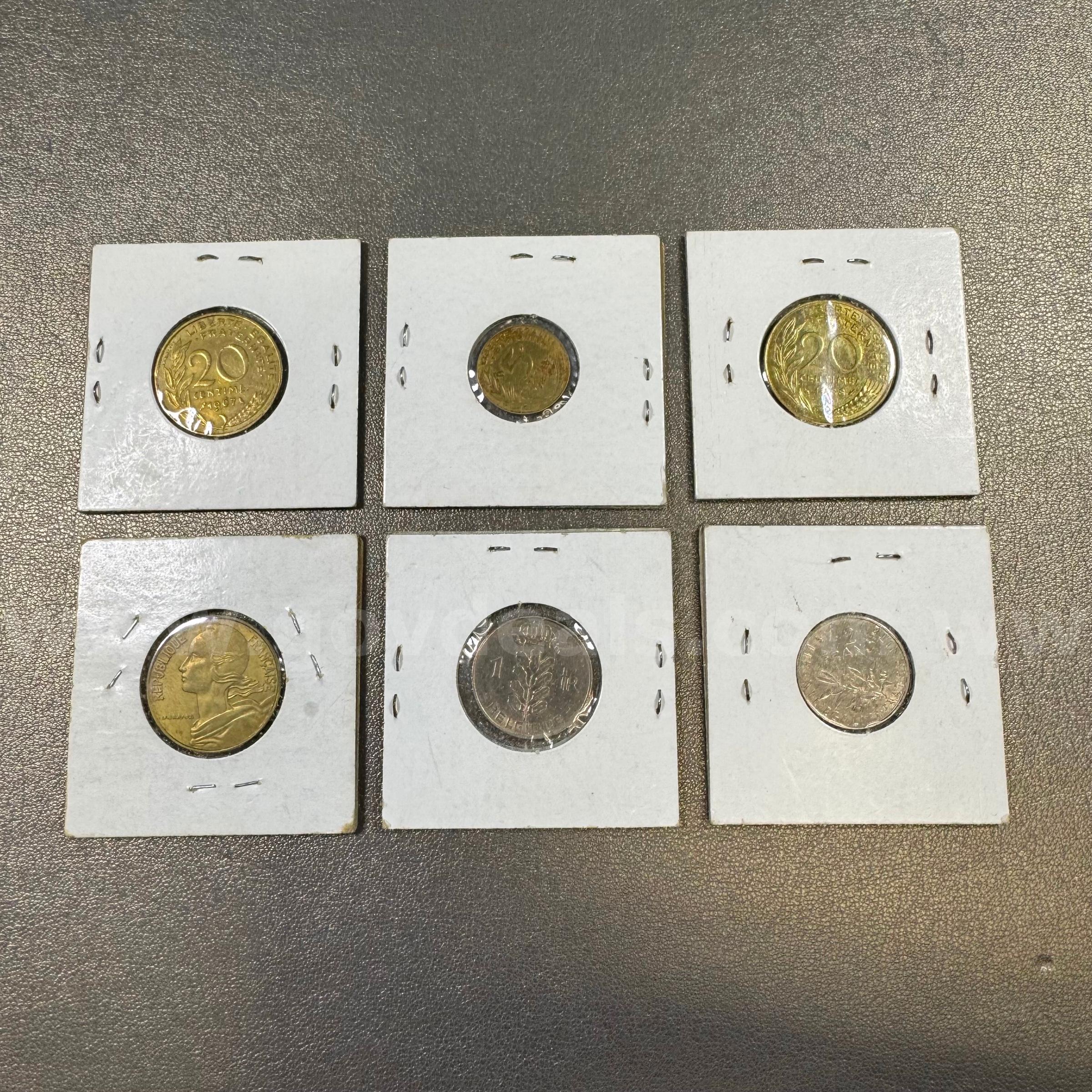 Bag of Foreign Coins - France   Government Surplus Auction - Photo #2
