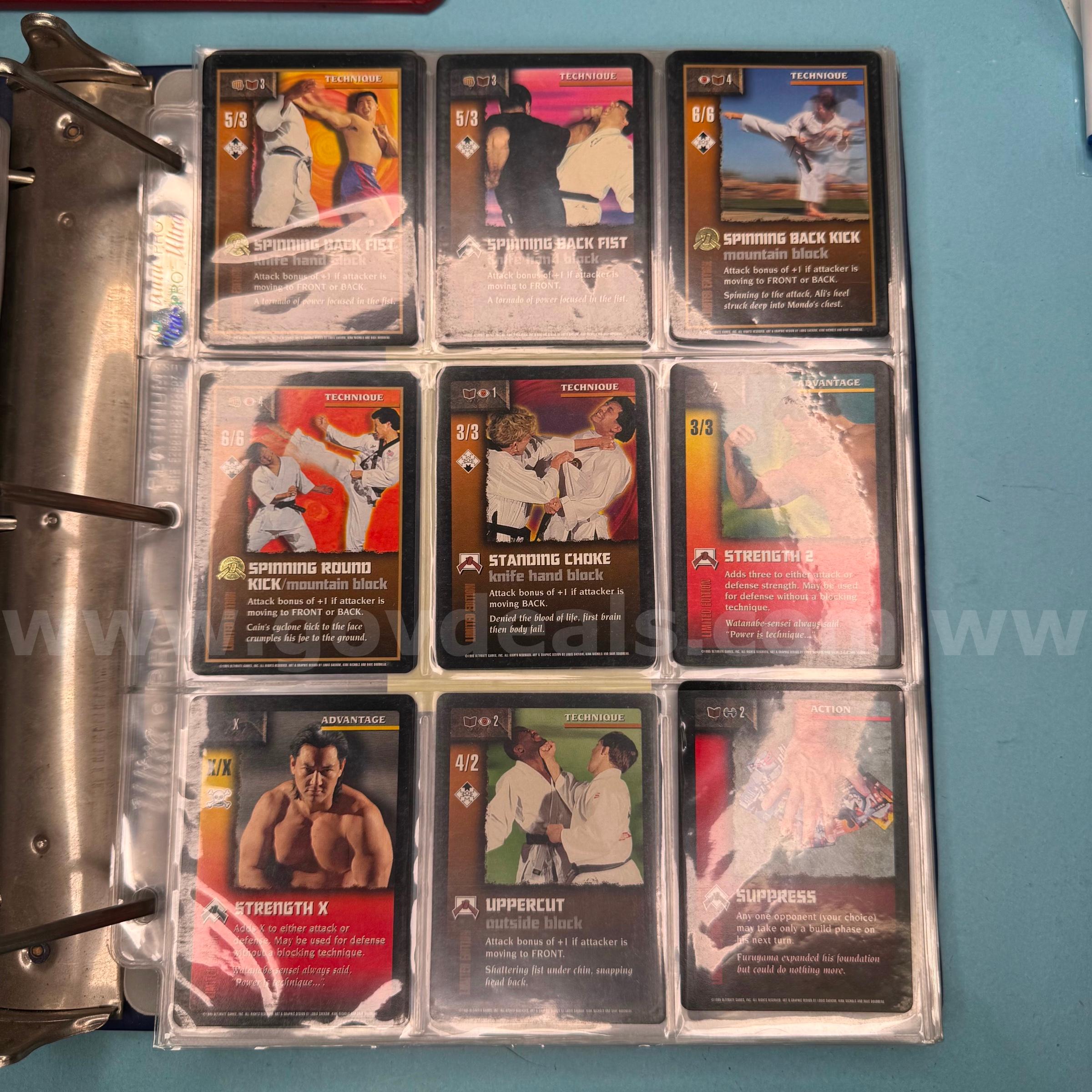Binder of Star Trek & Star Wars Cards   Government Surplus Auction - Photo #6