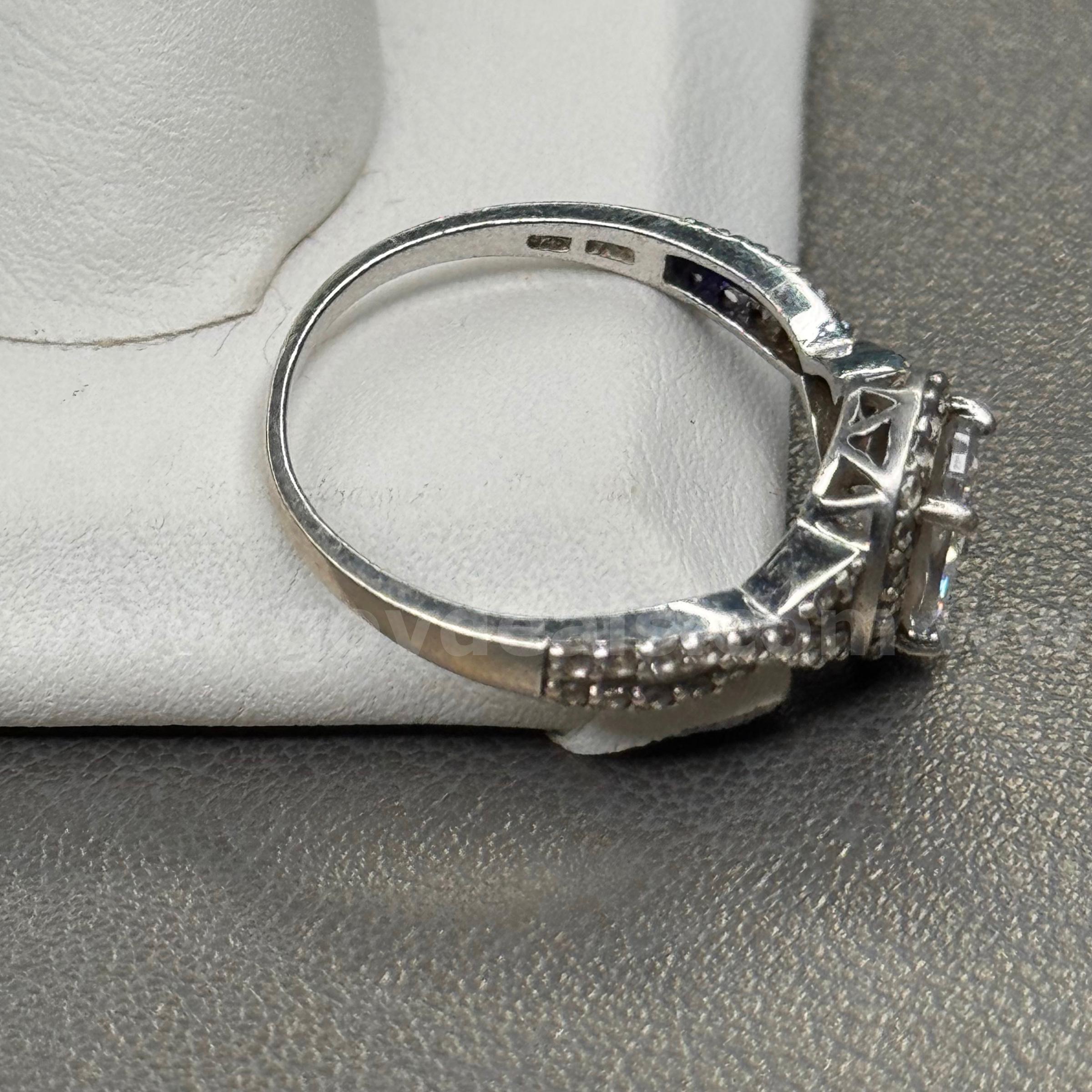 925 Silver Ring with White Stones  925 Government Surplus Auction - Photo #2