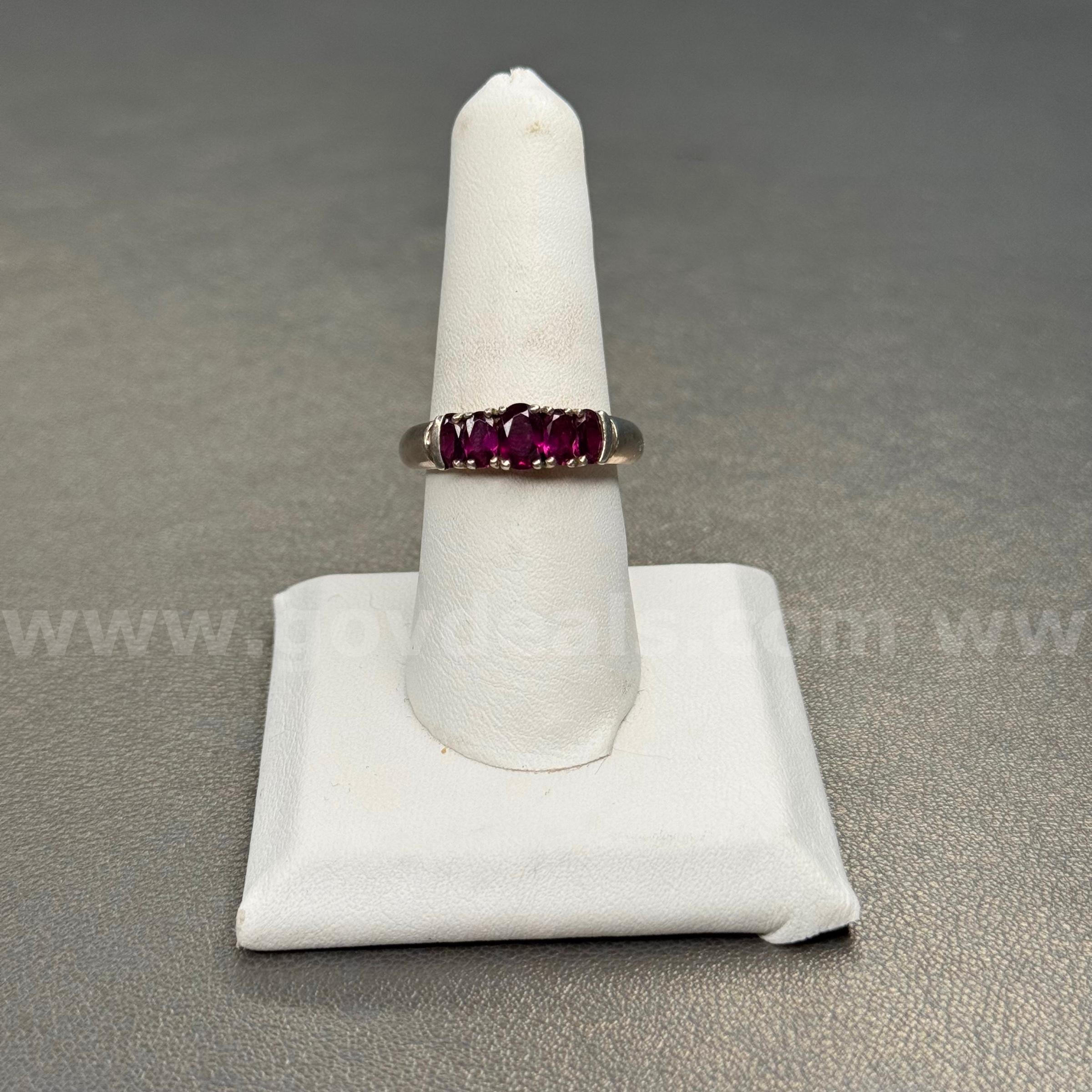925 Silver Ring with Purple Stones  925 Government Surplus Auction - Primary Photo