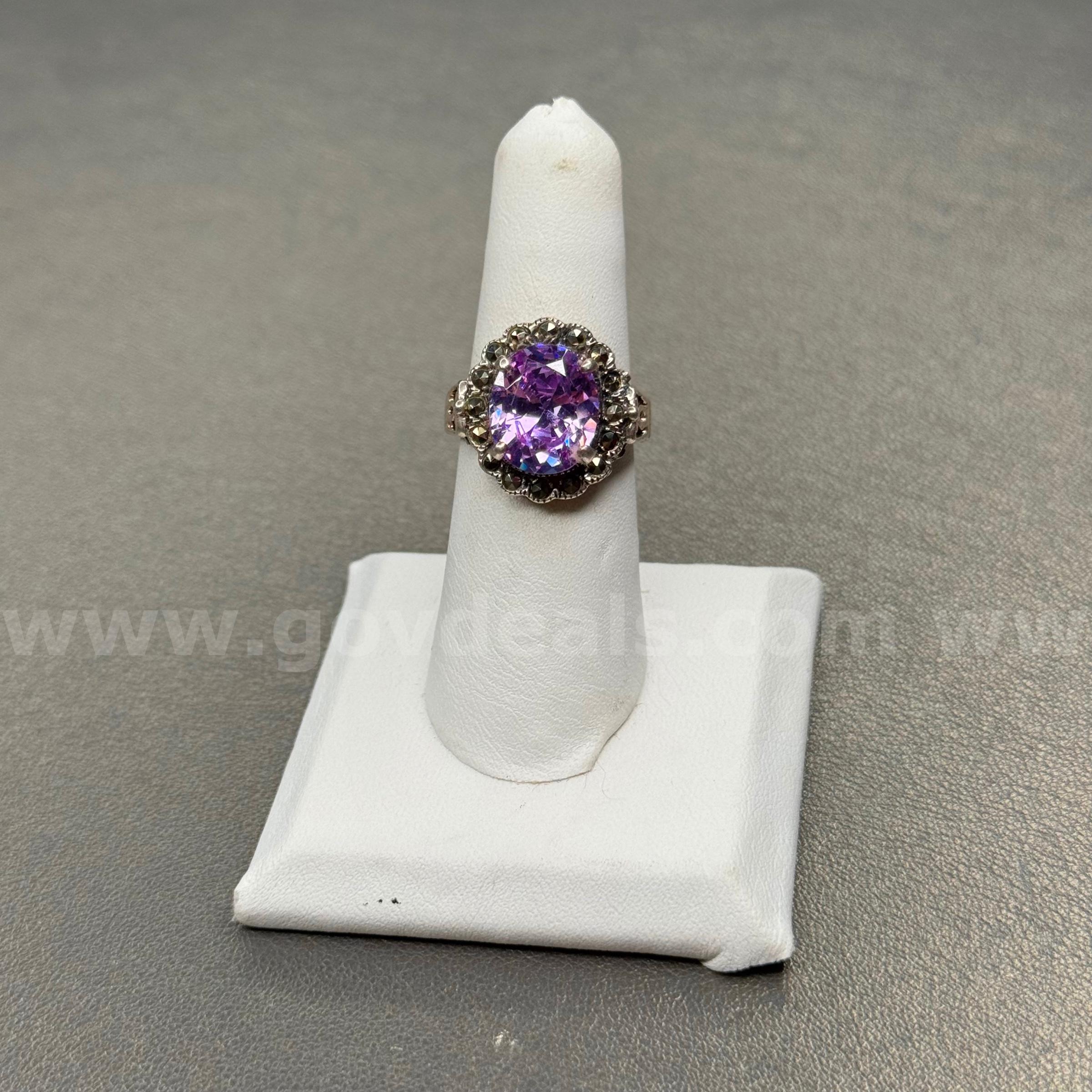 Silver 925 Ring with Purple Stone