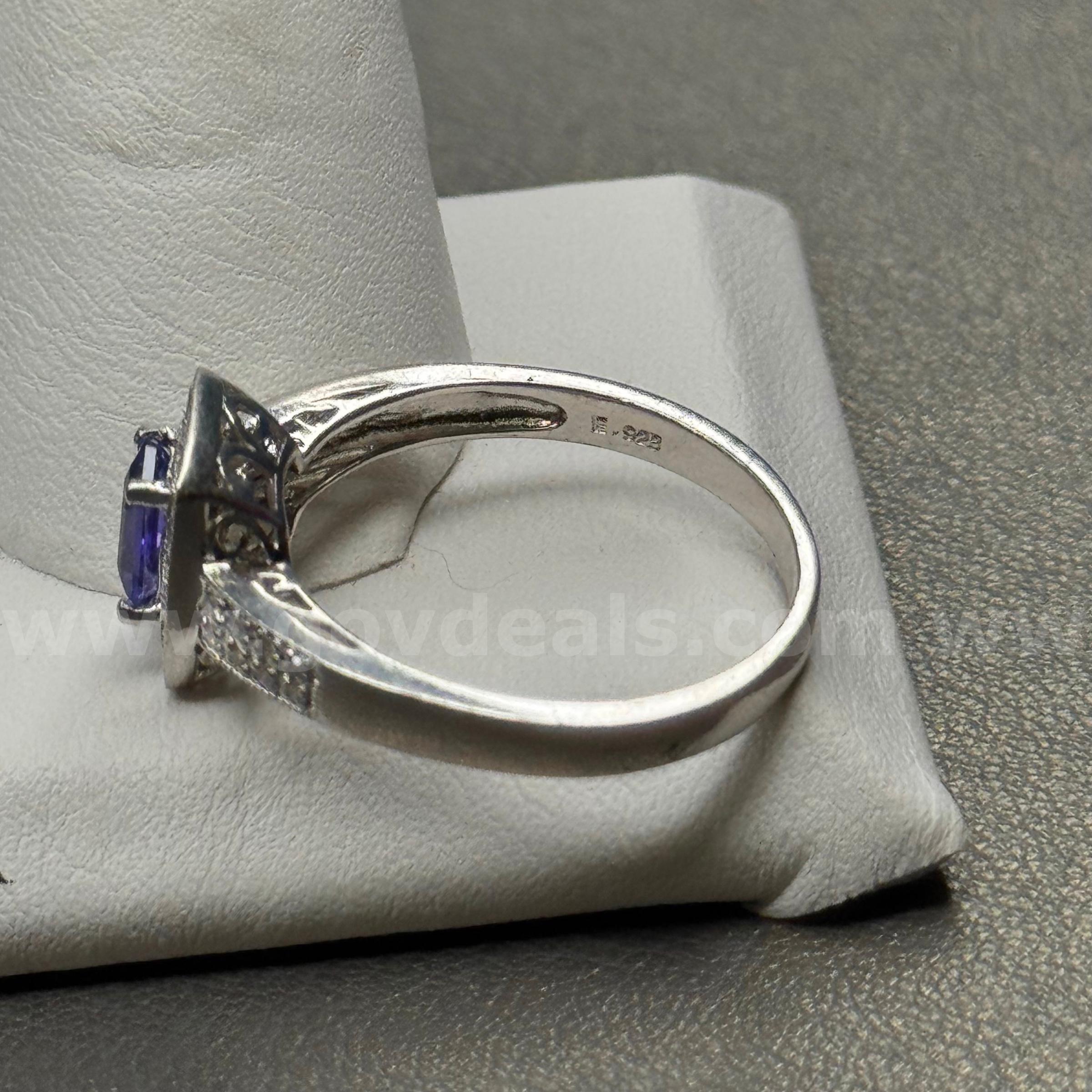 Silver 925 Ring with Purple Stone  925 Government Surplus Auction - Photo #2