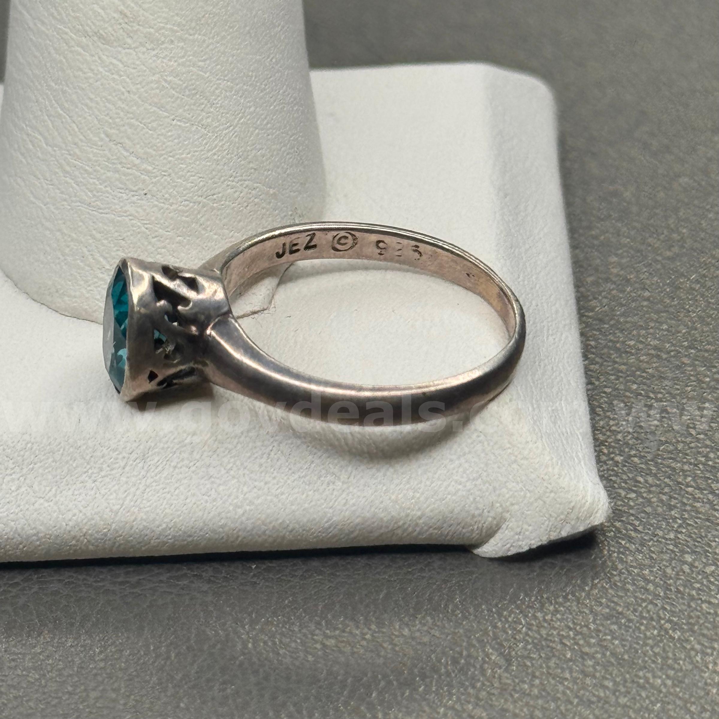 Silver 925 Ring with Blue Stone  925 Government Surplus Auction - Photo #2