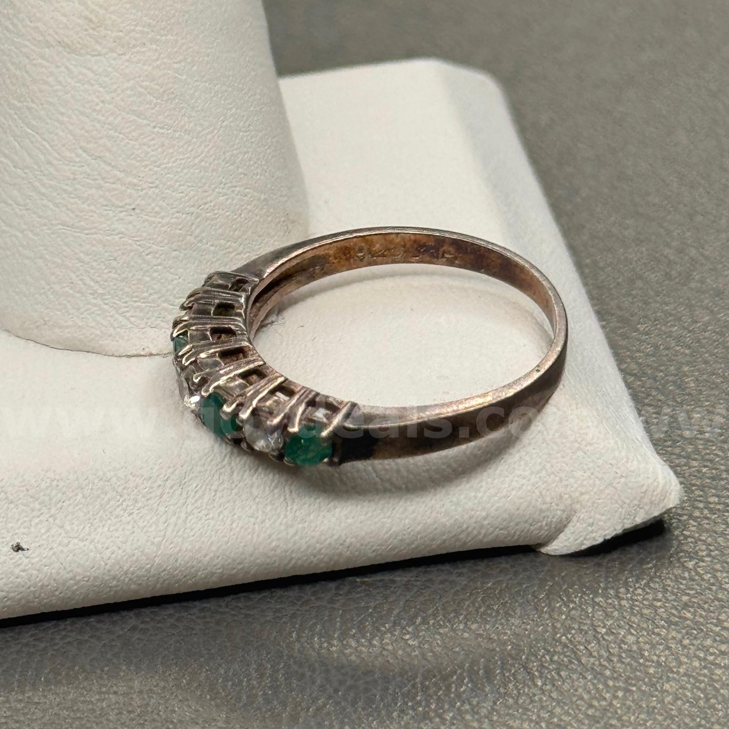 Silver 925 Ring with White and Green Stones  925 Government Surplus Auction - Photo #2