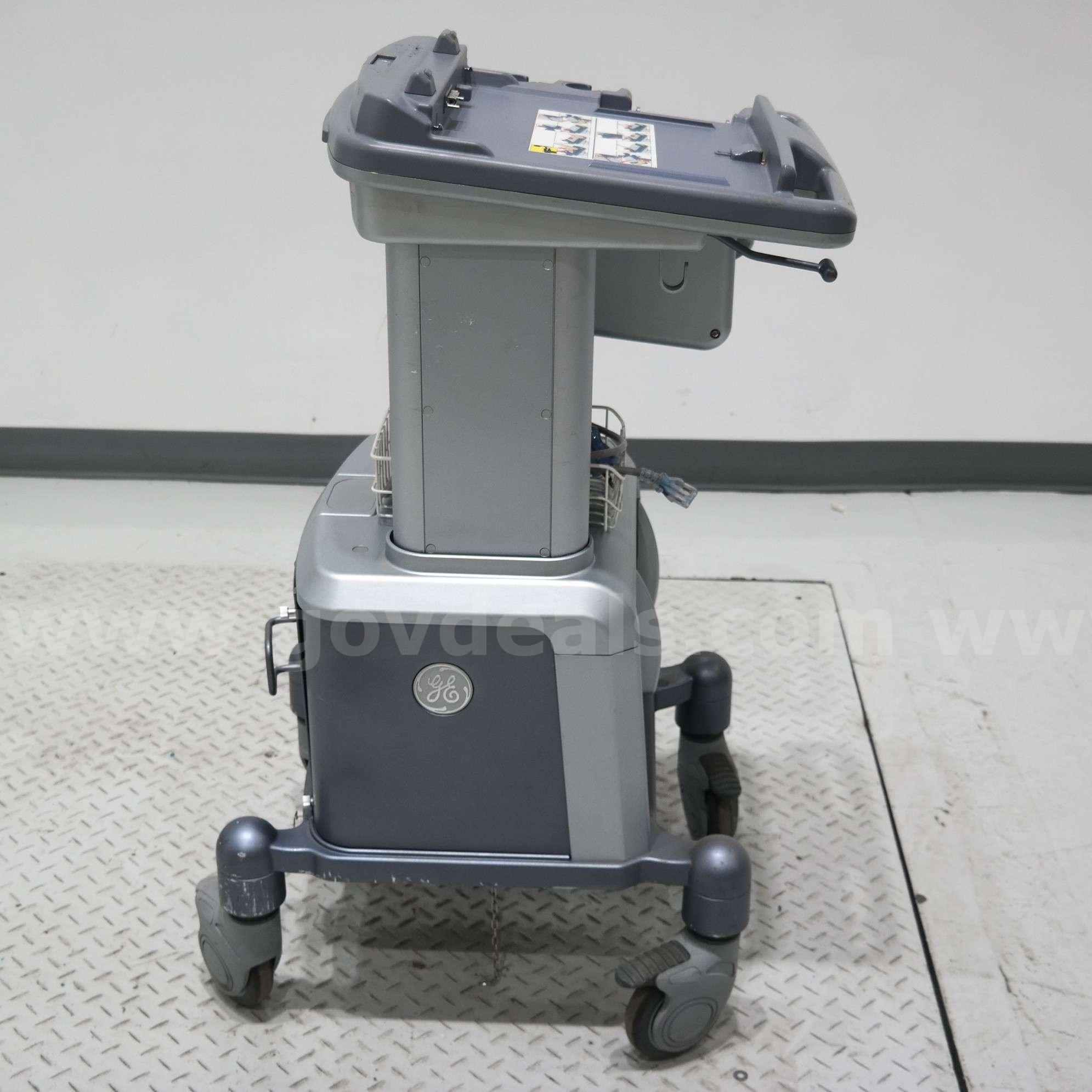 GE Ultrasound Mobile Docking Cart w/ Printer, DVD-R and 3 Probe Ports GE LOGIQ e Government Surplus Auction - Photo #6