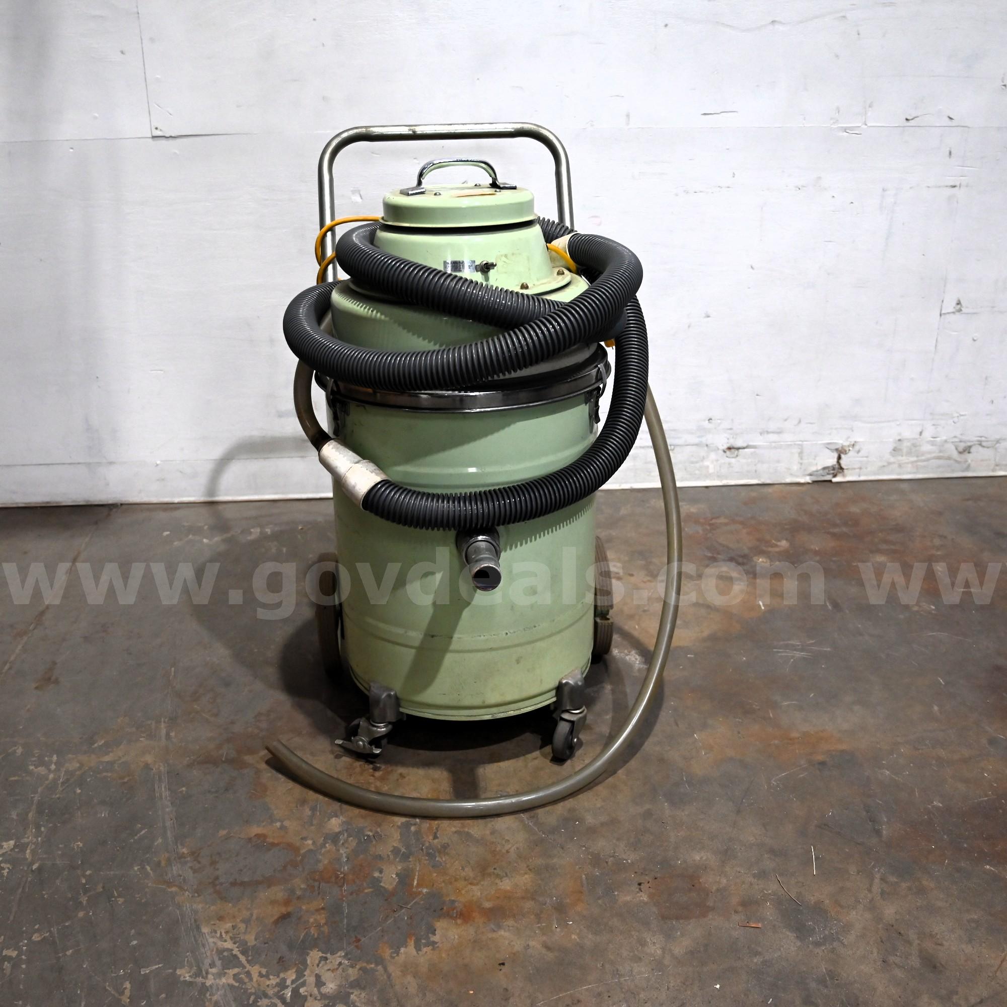 LOT OF (3) Vacuums   Government Surplus Auction - Photo #4