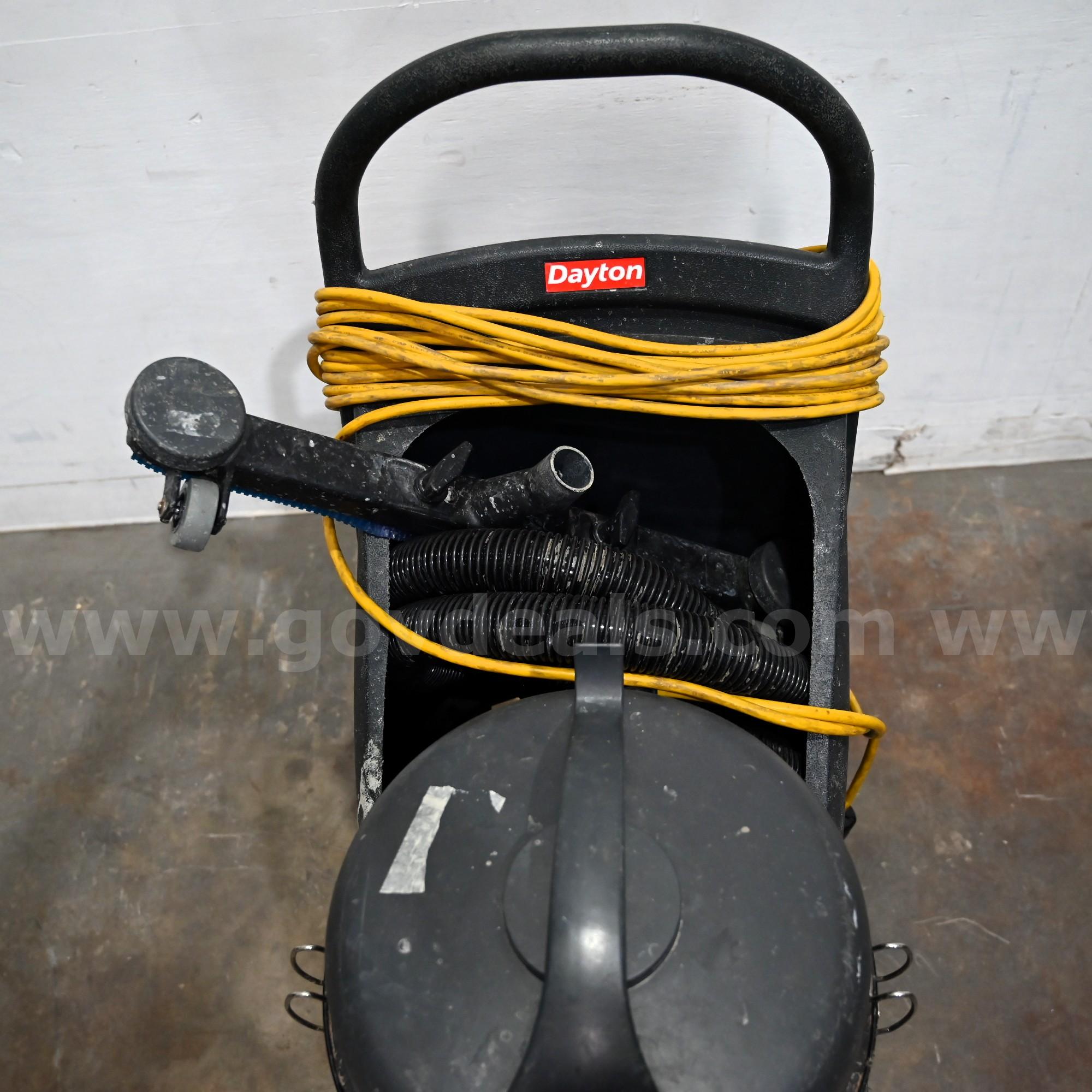 Global Industrial Wet/Dry Squeegee Vacuum Global Industrial 261750 Government Surplus Auction - Photo #2